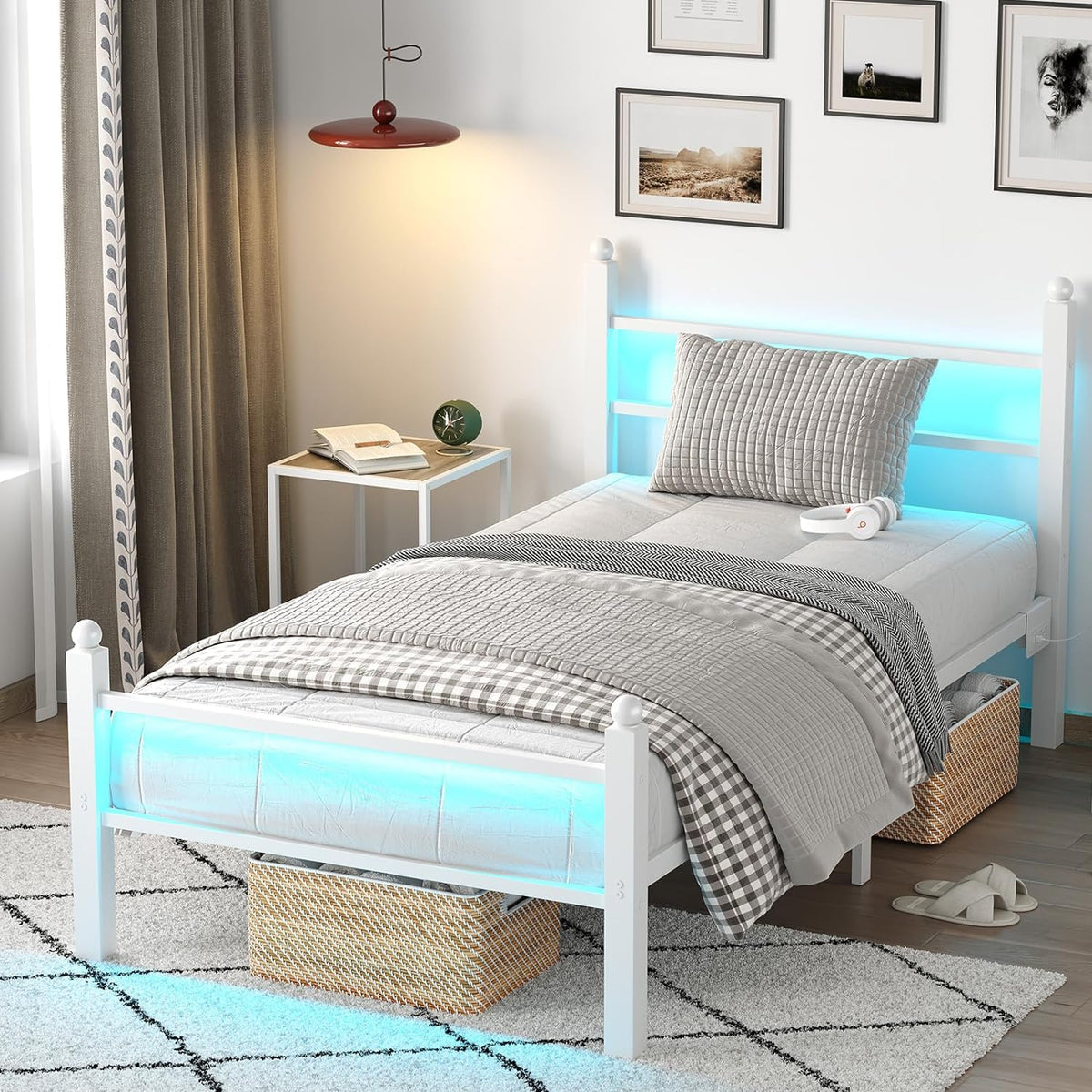 Collaredeagle Twin Xl Bed Frame With Headboard And Footboard,Heavy Duty Steel Slats Support Metal Bed Frame With Charging Statio
