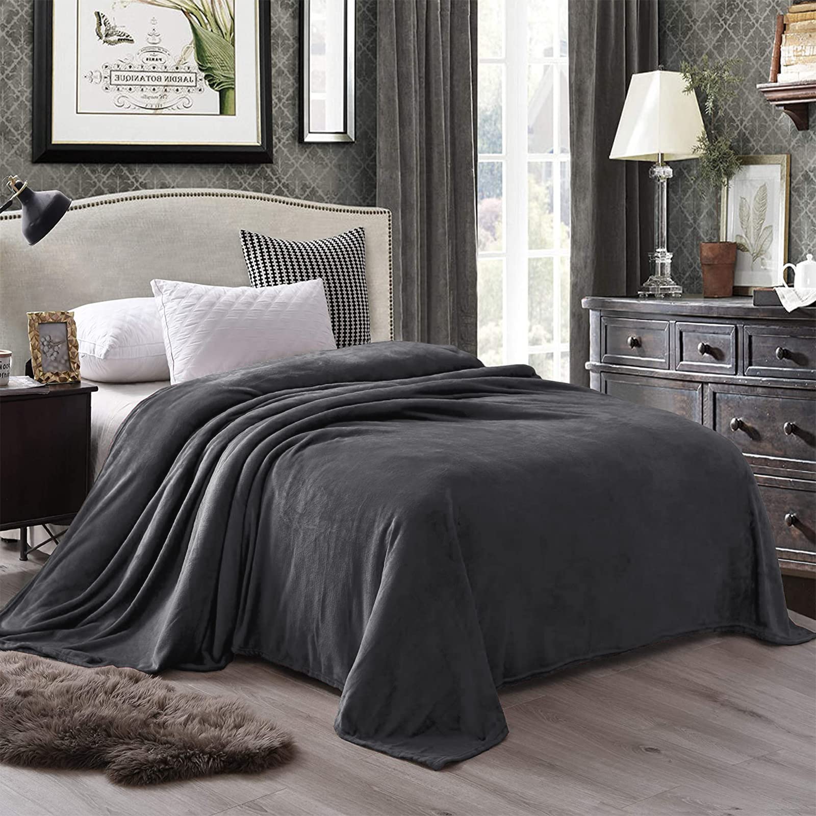Exclusivo Mezcla King Size Flannel Fleece Velvet Plush Bed Blanket As Bedspread, Coverlet, Bed Cover (90X104 Inches, Dark Grey)