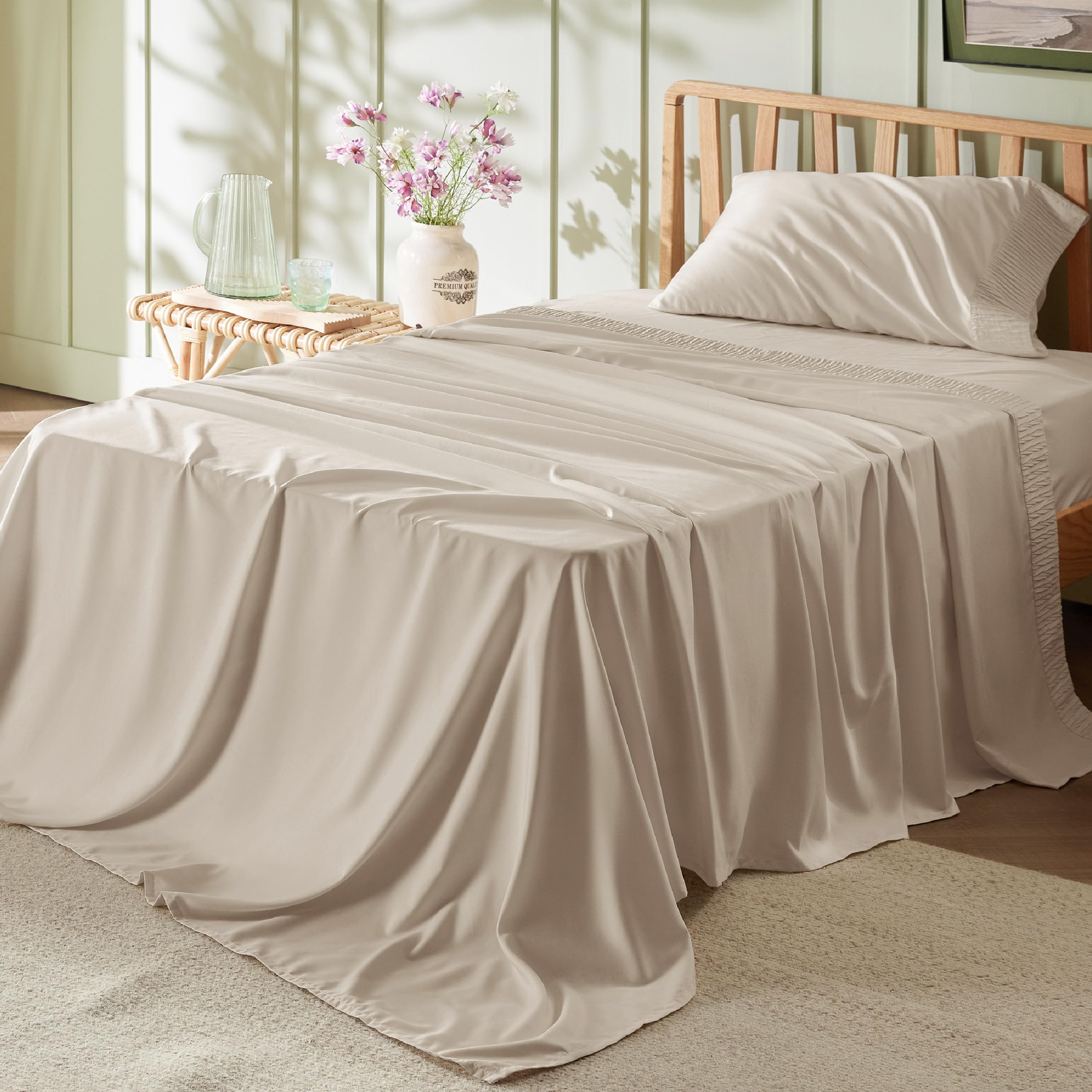 Bedsure Twin Sheets Set - Soft Twin Bed Sheets, 3 Pieces Hotel Luxury Light Khaki Sheets Twin, Easy Care Polyester Microfiber Co