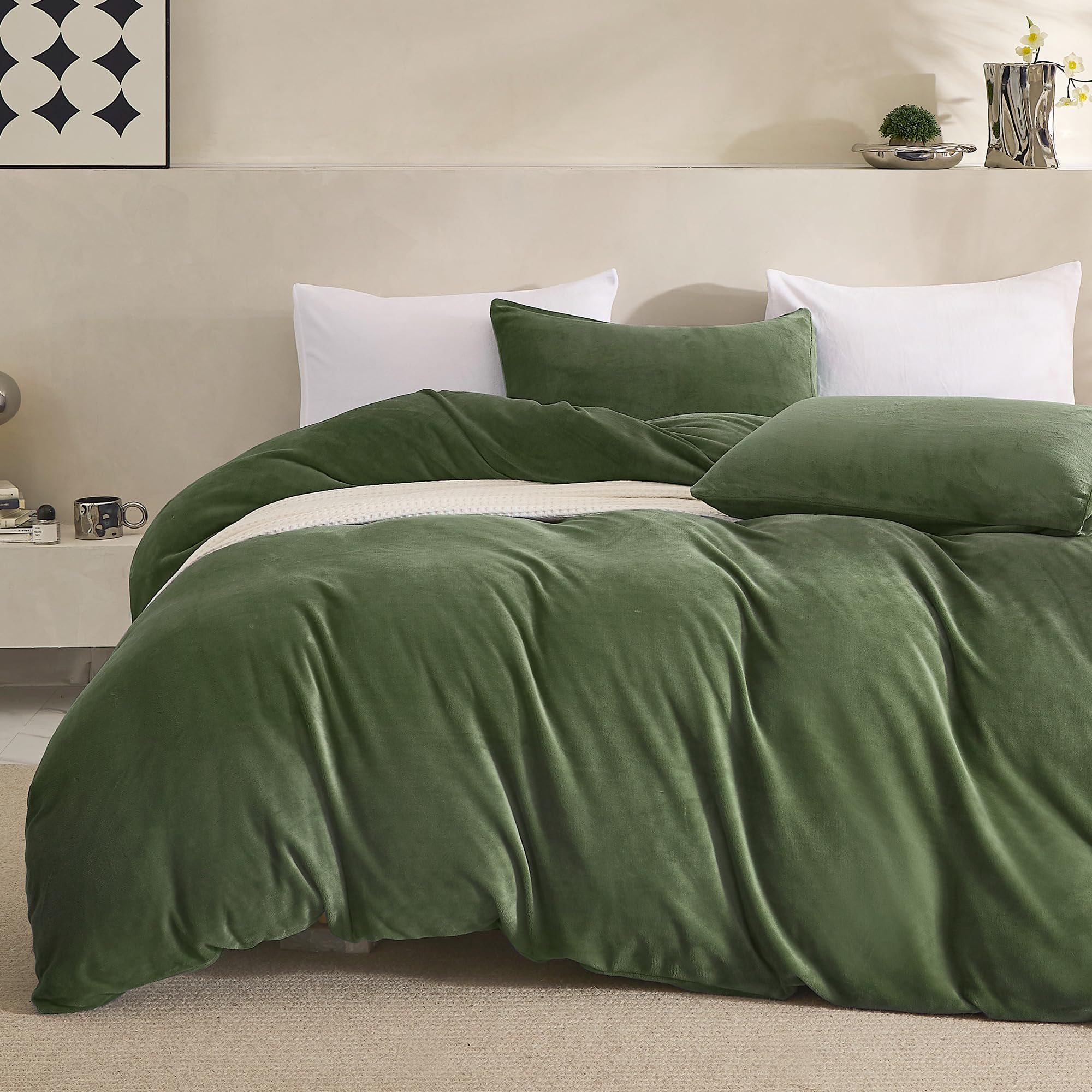 Jellymoni Green Velvet Duvet Cover Queen Size - Ultra Soft Flannel Comforter Cover, 3-Piece Luxury Fluffly Duvet Cover With 8 Co