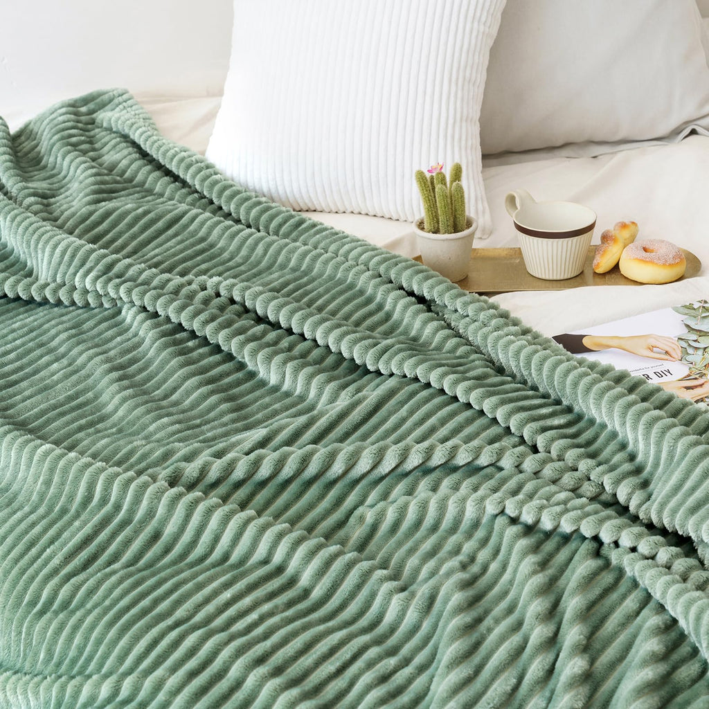 Miulee Fleece Throw Blanket With Stripe Pattern Fuzzy Flannel Sage Green Blanket For Couch Plush Warm Cozy Bed Blanket Boho Decor For Bed Sofa Chair Twin Size 60'X80'