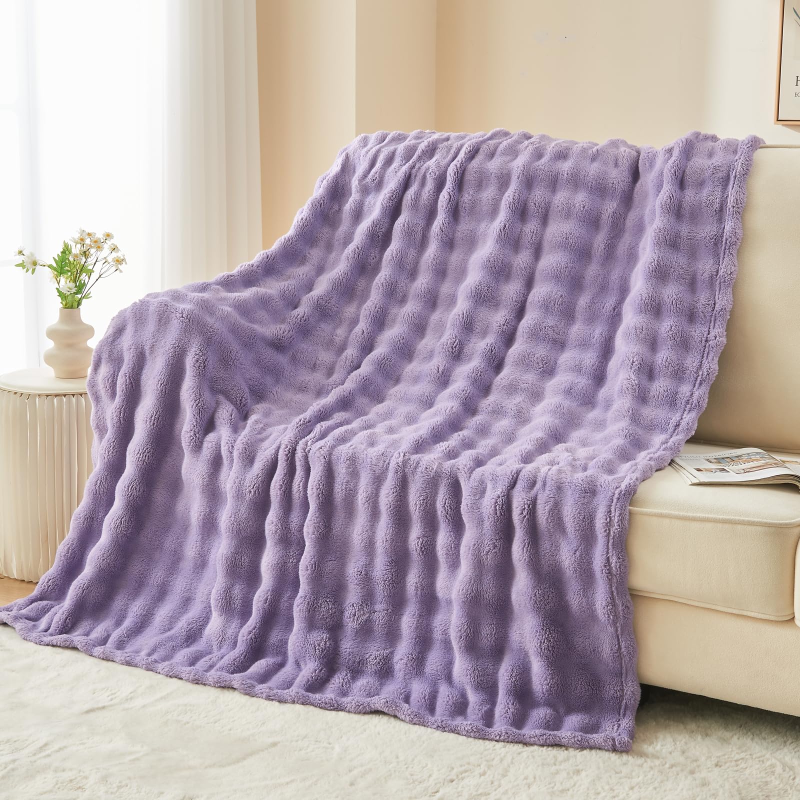 Newcosplay Twin Blanket For Couch Lavender Super Soft Flannel Fleece 3D Bubble Lightweight Bed Blanket All Season Use (Lavender,