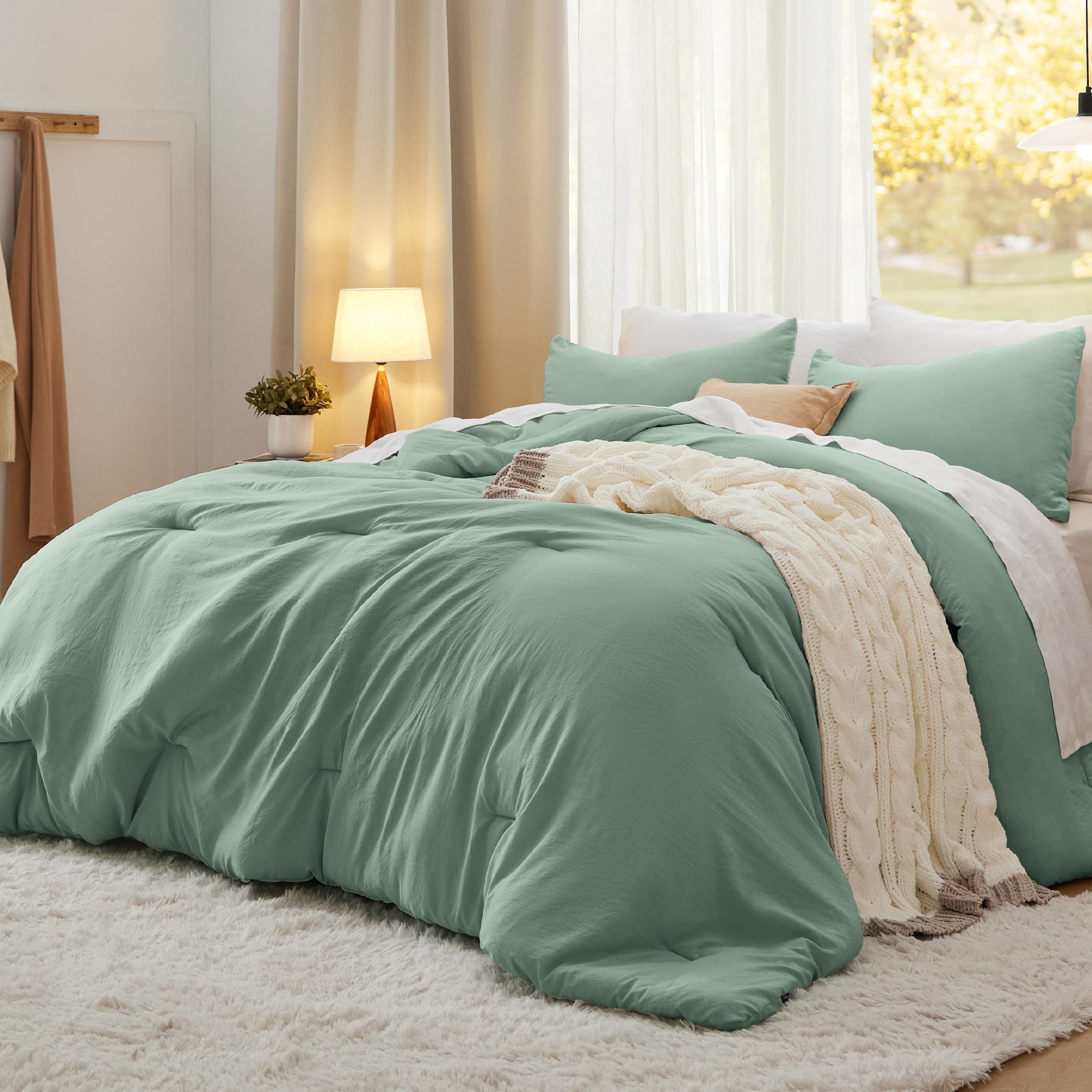 Bedsure Queen Size Comforter Sets, Sage Green Soft Prewashed Bed Comforter For All Seasons, 3 Pieces Warm Bedding Sets, 1 Lightw