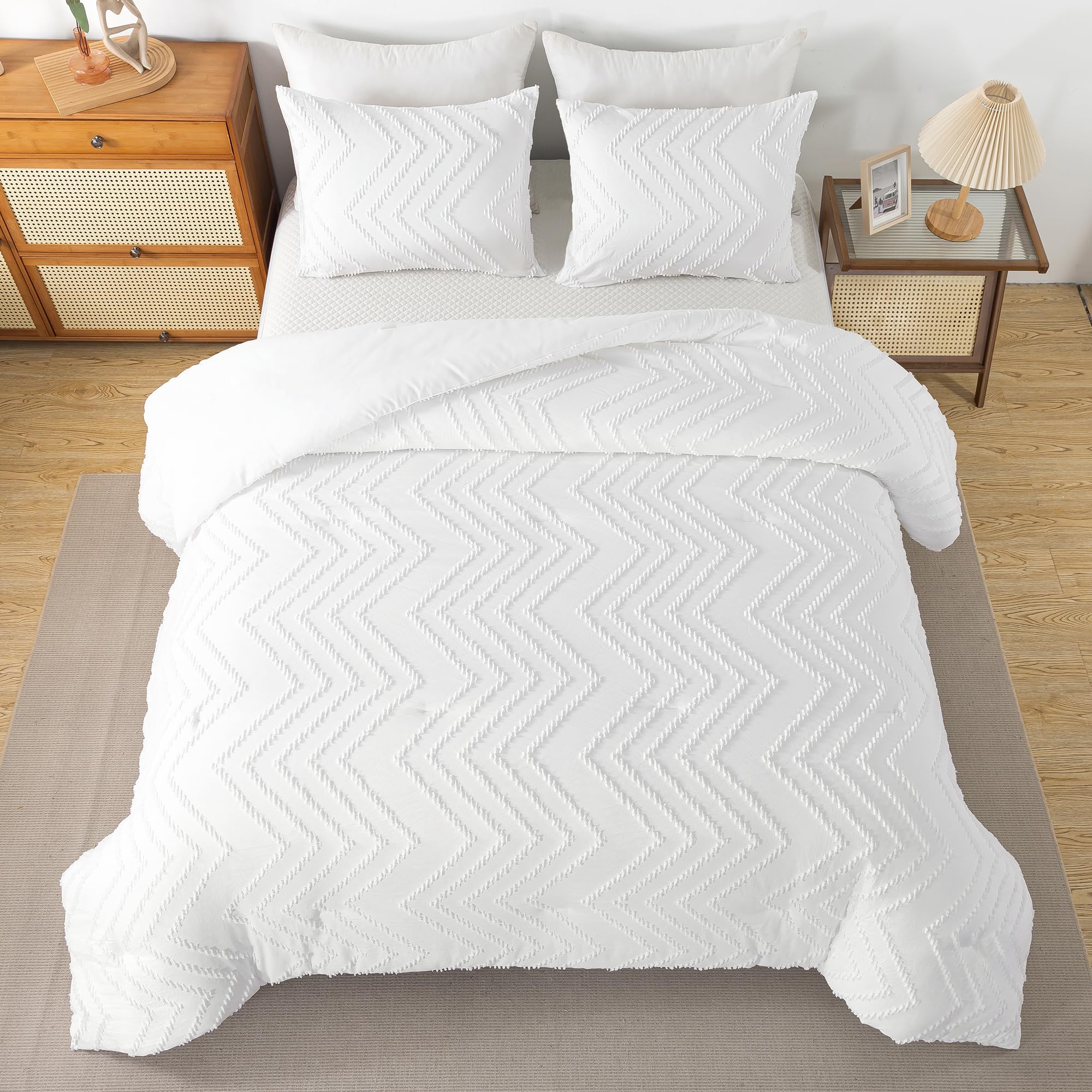 Andency White Comforter Queen, Boho Soft Fluffy Warm Lightweight Bedding Comforter Sets For Queen Bed, 3 Pieces Chevron Tufted Aesthetic Microfiber Lightweight Comforter Set