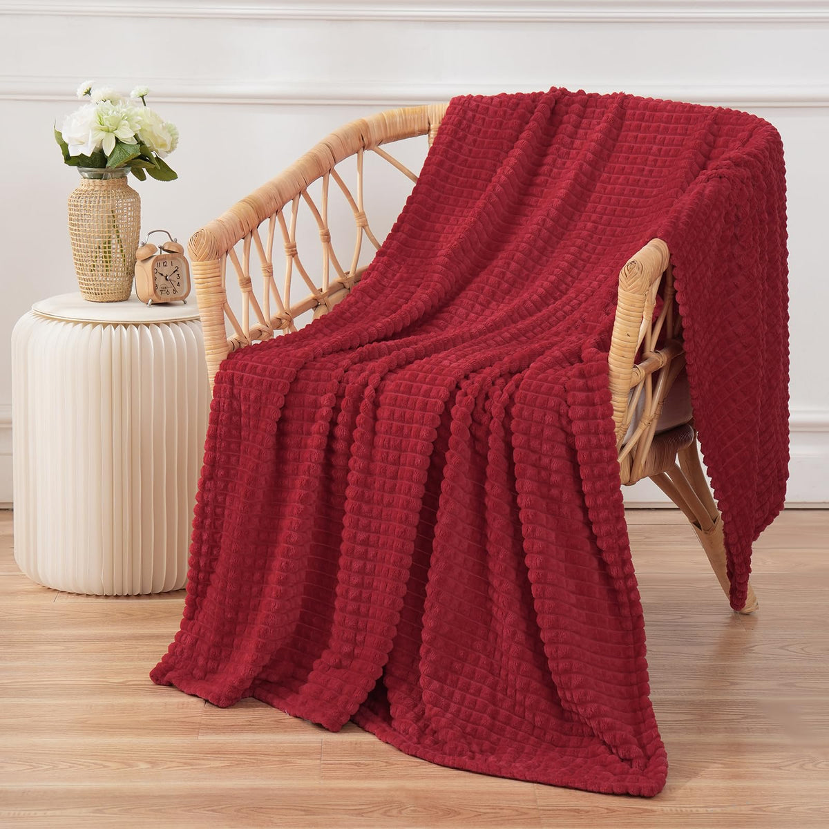 Puncuntex Red Fleece Throw Blanket 60'  80',Super Soft Flannel Plush Cozy Blanket With Square Grid Design Luxury For Couch Sof