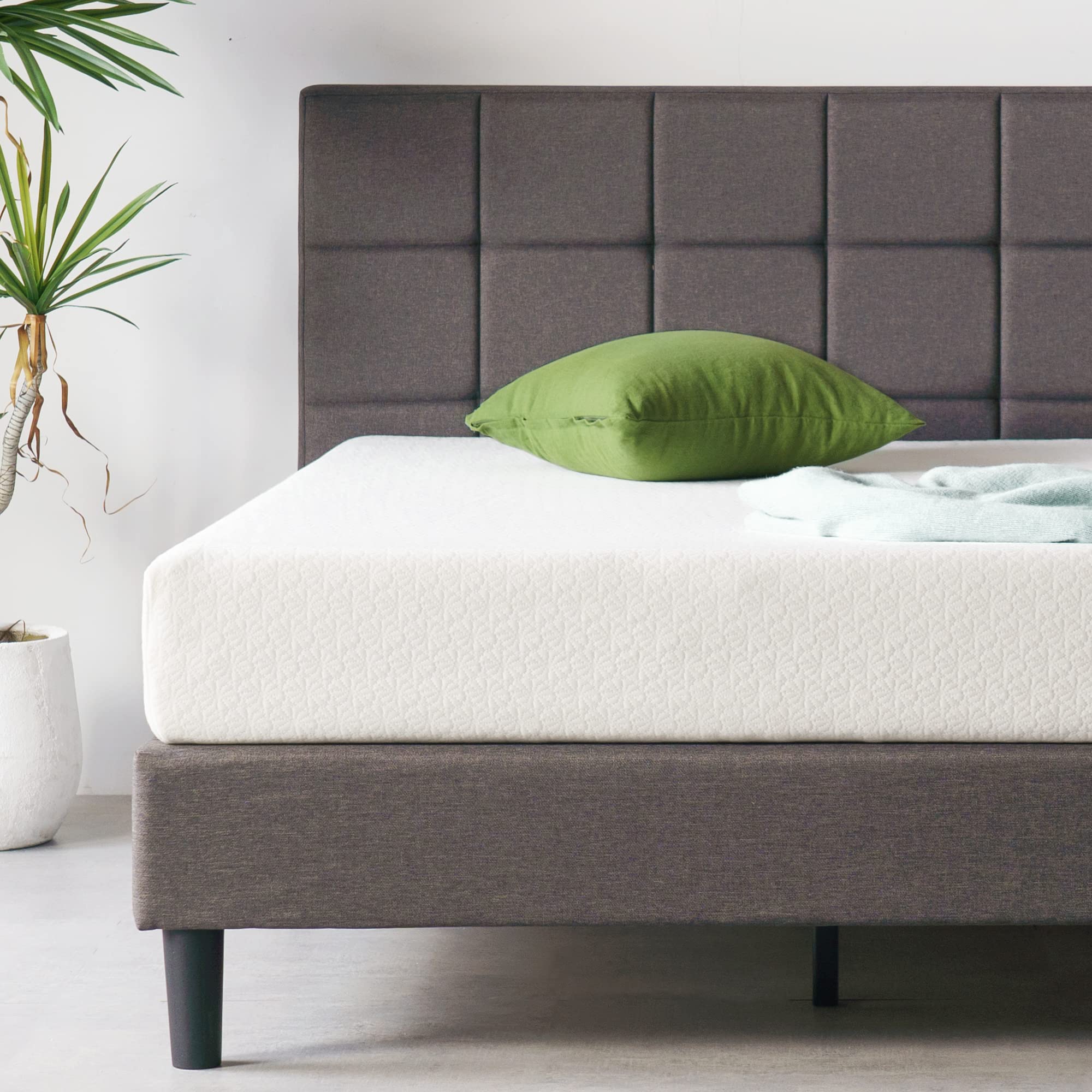 ZINUS 8 Inch Green Tea ActivFresh(R) Memory Foam Mattress, Twin, Mattress in A Box with Compact WONDERBOX Packaging, CertiPUR-US