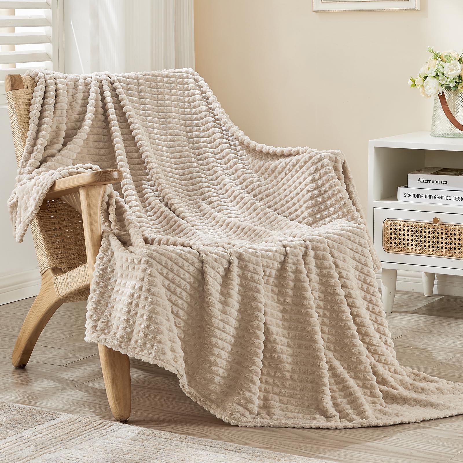 Emme Soft Fleece Beige Throw Blanket For Couch Luxury Flannel For Bed Sofa Chair, Plush, Warm And Cozy Blanket With Geometric Gr