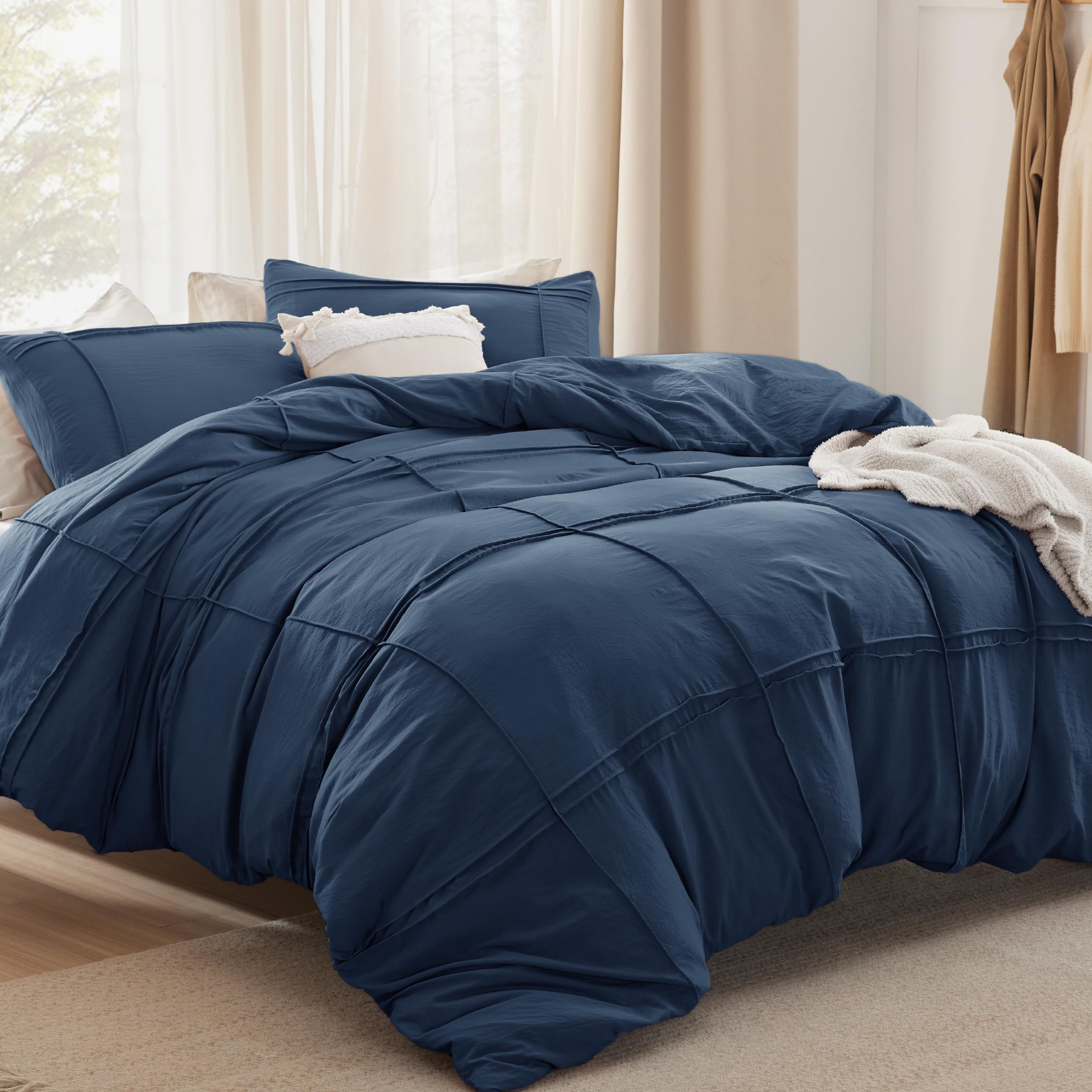 Bedsure Grid Tufted Duvet Cover Queen - Shabby Chic Duvet Cover, 3-Piece Queen Size Boho Bedding, Includes 1 All-Season Duvet Cover & 2 Pillowcases (Navy, Queen, 90'X90')