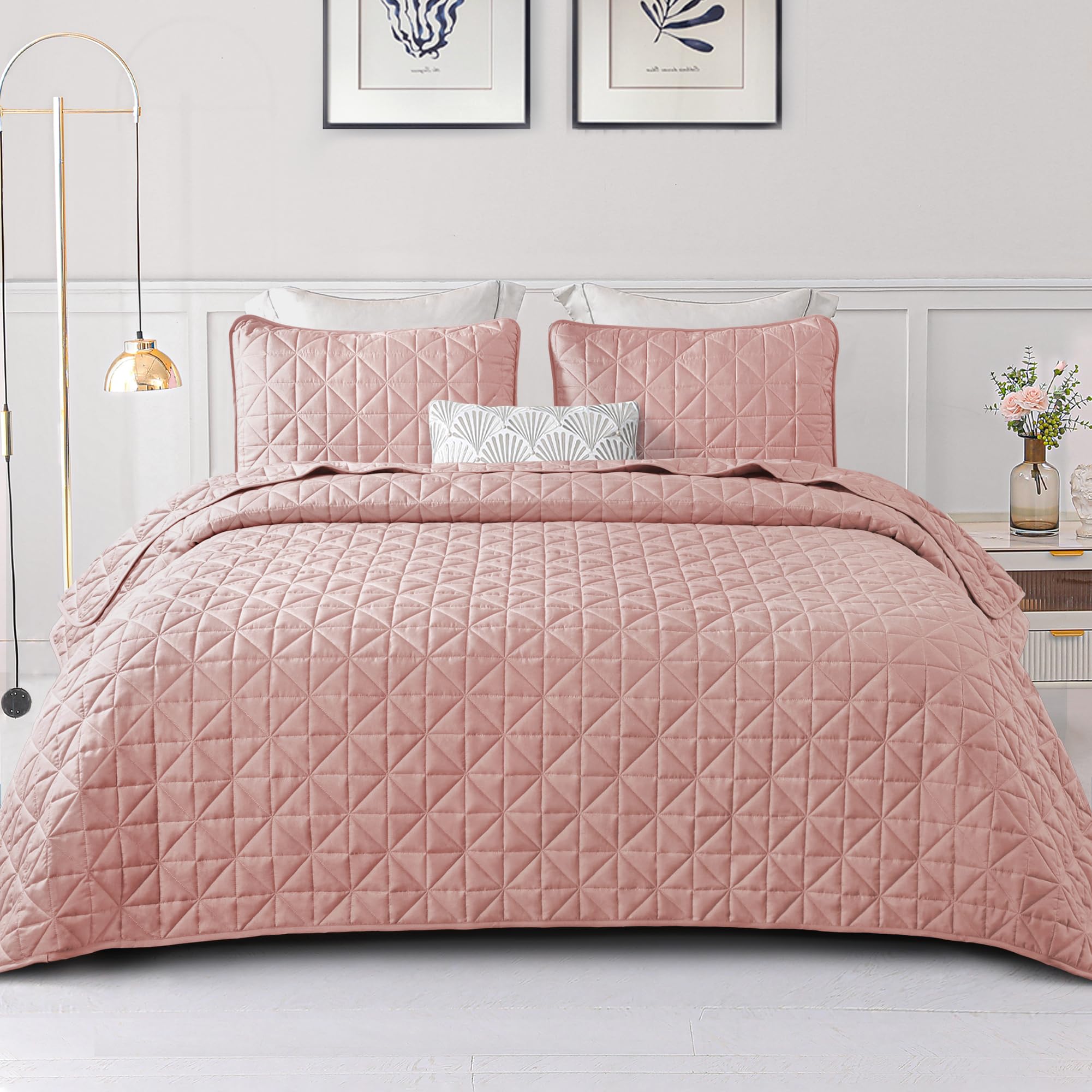 Exclusivo Mezcla Quilts King Size Bedding Set With Stitched Grid Pattern, Lightweight Summer Pink Bedspreads Coverlets Bed Cover