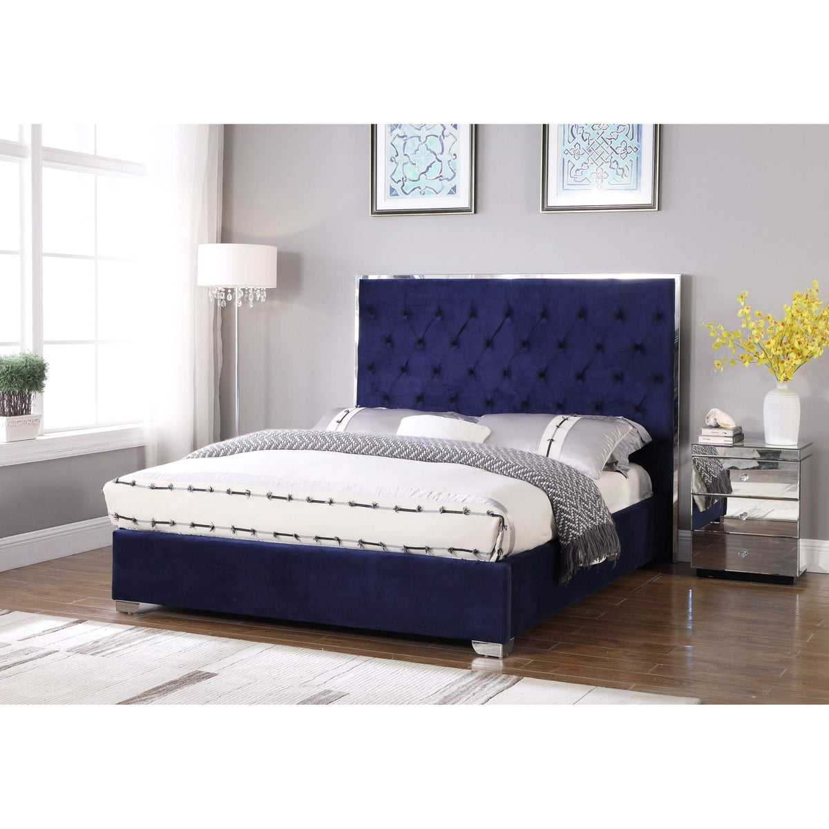 Best Master Furniture Natasha Velvet Platform Bed, King, Blue