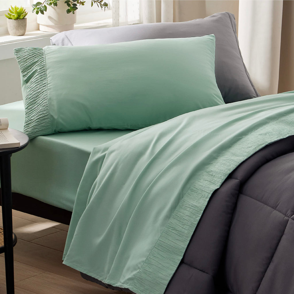 Bedsure Twin Sheets Set - Soft Twin Bed Sheets, 3 Pieces Hotel Luxury Mint Green Sheets Twin, Easy Care Polyester Microfiber Coo