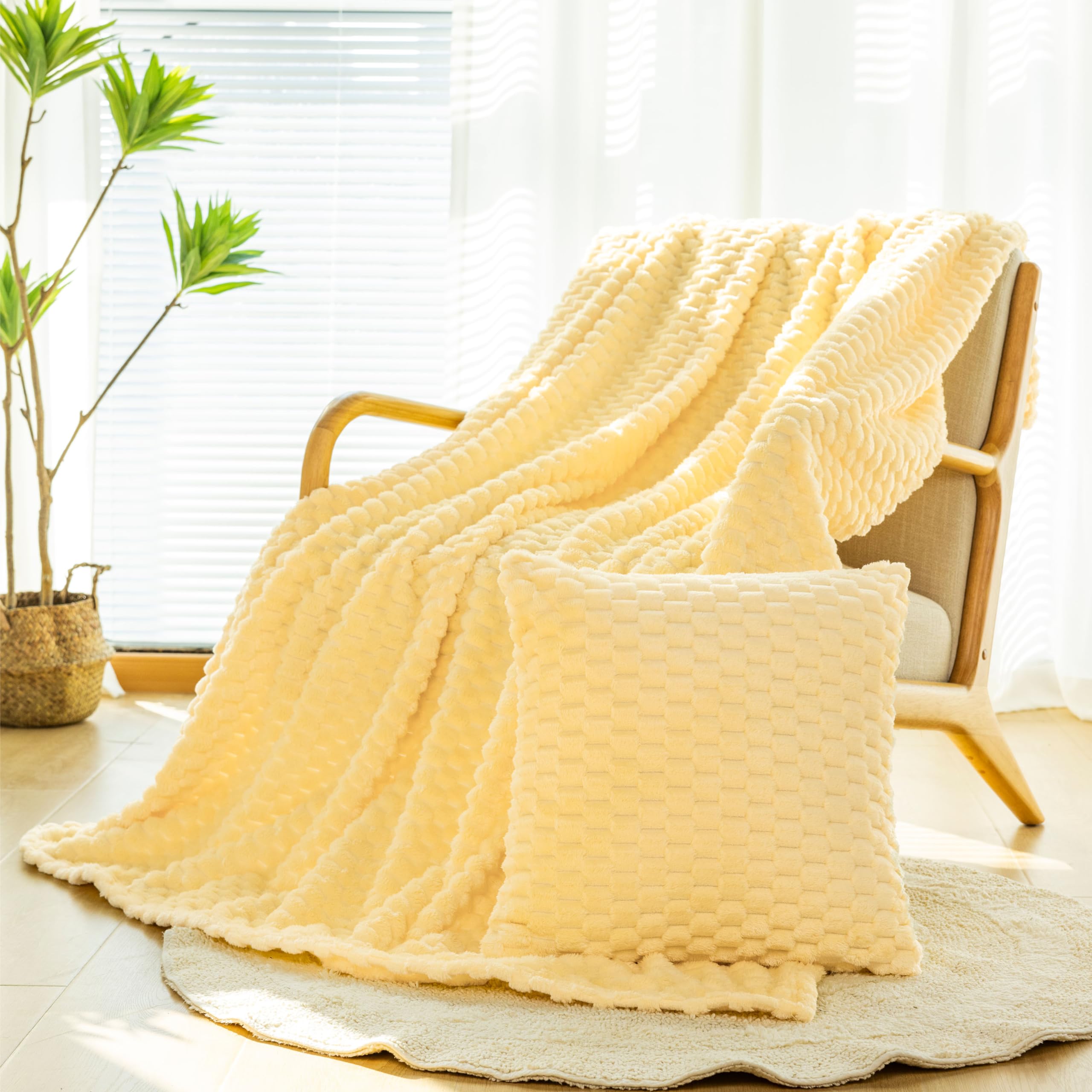 Bnuitland Light Yellow Flannel Throw Blanket (50X71 Inches) With Pillow Cover(18X18 Inches), 300 Gsm Cozy Warm Soft Fleece Home