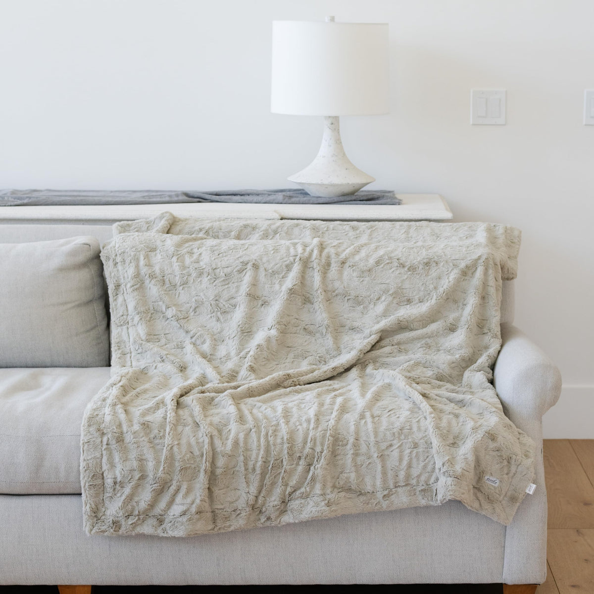 Graced Soft Luxuries Feather Faux Fur Throw Blanket | Ultra Soft & Fluffy 50X60 Inches | Cozy, Thick & Warm | Perfect For Bed, C