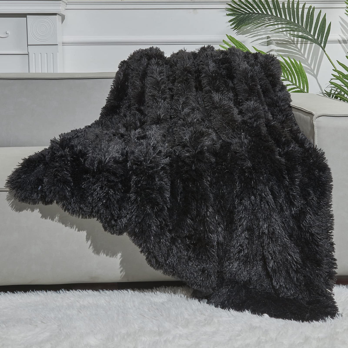 Gonaap Fuzzy Faux Fur Throw Blanket Black Super Soft Cozy Plush Fuzzy Shaggy Blanket For Couch Sofa Bed (Black, Throw(50'X60')