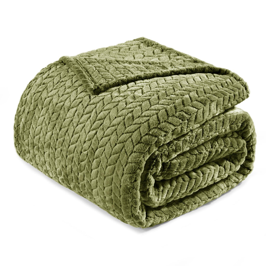 Exclusivo Mezcla Olive Green Fleece King Size Blanket For Bed, 90X104 Inches Soft Cozy 3D Decorative Jacquard Flannel Blankets,
