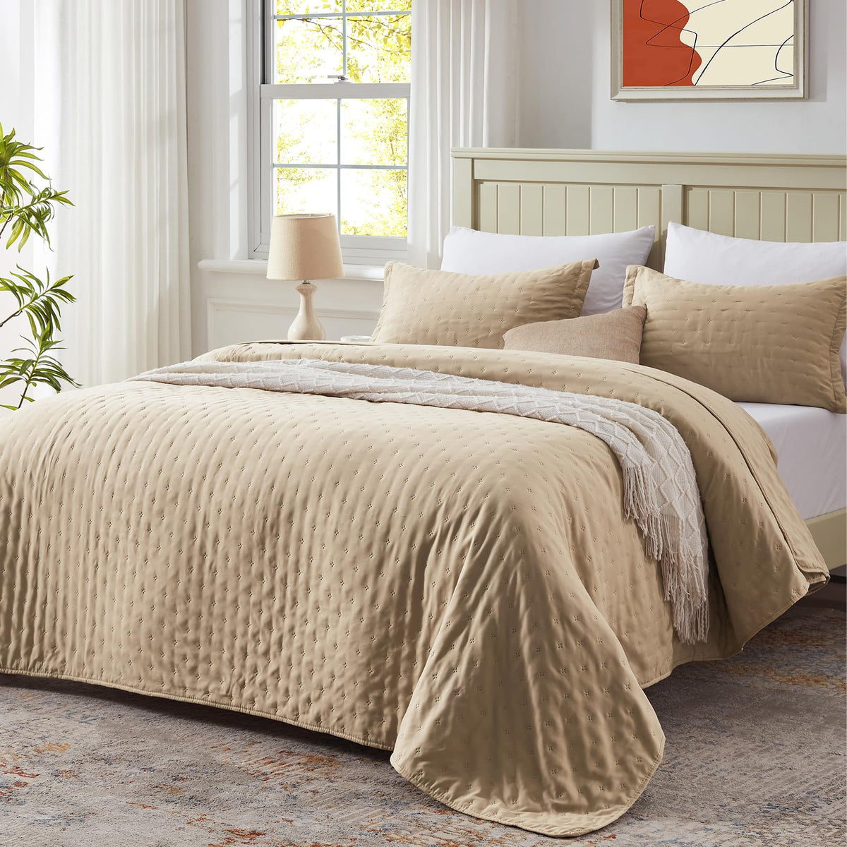 Leaonme California King Size Quilt Set 3 Pieces,Lightweight Beige Bedspread-118''X106'',Soft Microfiber Summer Quilt,Luxurious W
