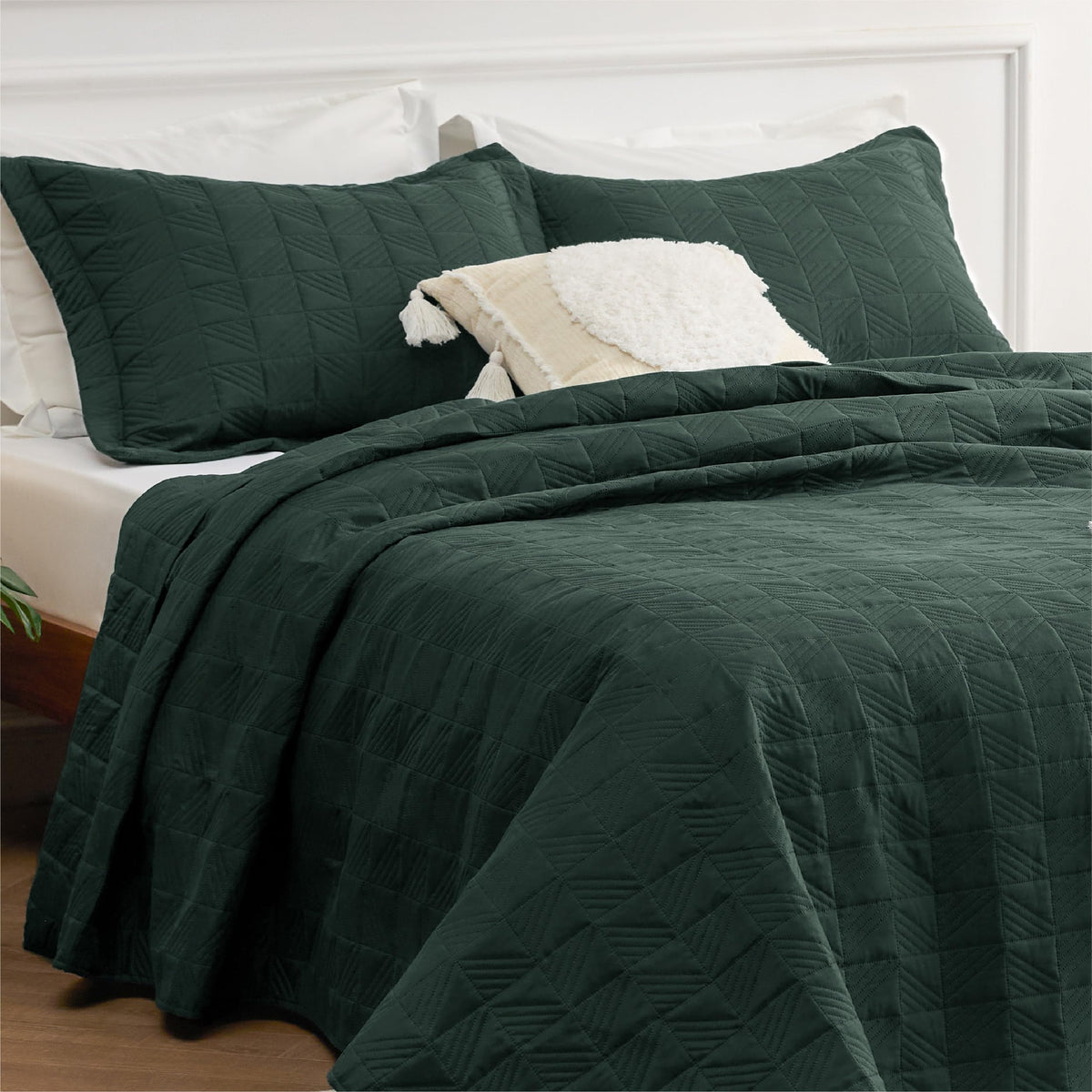 Bedsure Queen Quilt Bedding Set - Soft Ultrasonic Full/Queen Quilt Set - Geometric Bedspread Queen Size - Lightweight Bedding Co
