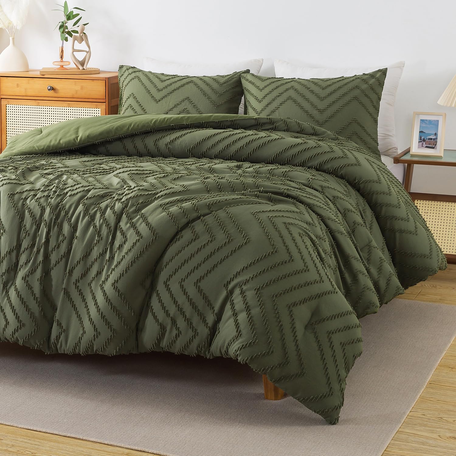 Andency Olive Green Comforter Set King Size, Boho Soft Fluffy Warm Lightweight Bedding Comforter Sets For King Bed, 3 Pieces Chevron Tufted Aesthetic Microfiber Lightweight Comforter Set