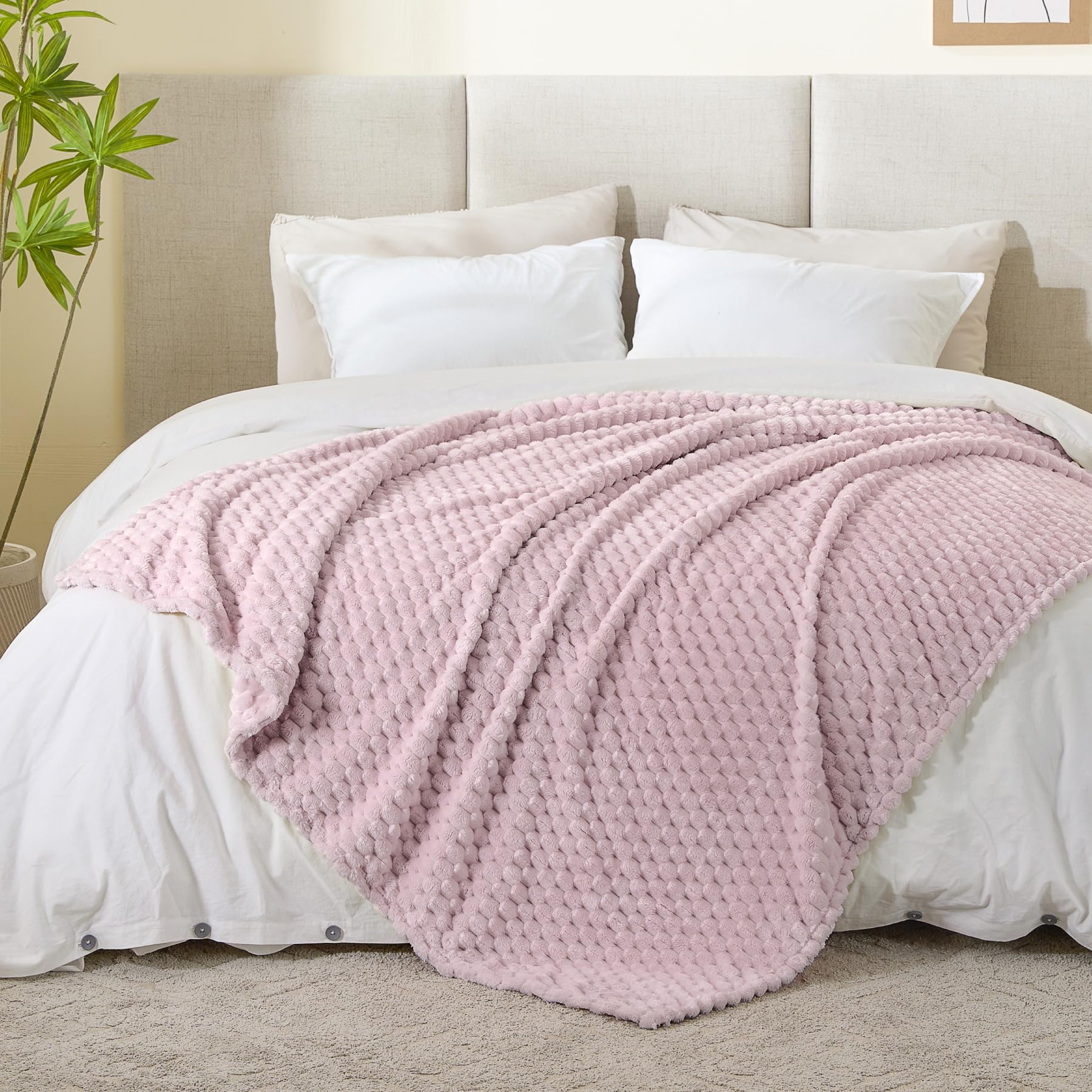 Bedelite Fleece Throw Blanket For Couch & Bed - 3D Jacquard Decorative Lotus Pink Blanket, Super Soft And Cozy Warm Fuzzy Blanke