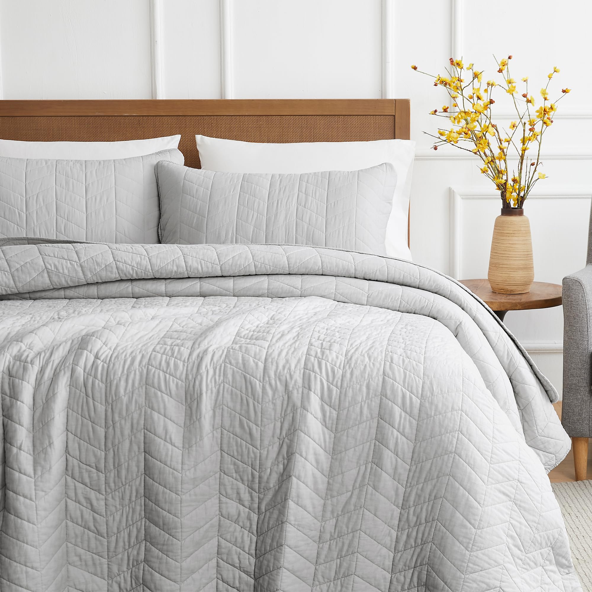 Palassio Light Grey 100% Cotton Quilt Twin Size Bedding Sets With Pillow Sham, Lightweight Soft Bedspread Coverlet, Quilted Comf