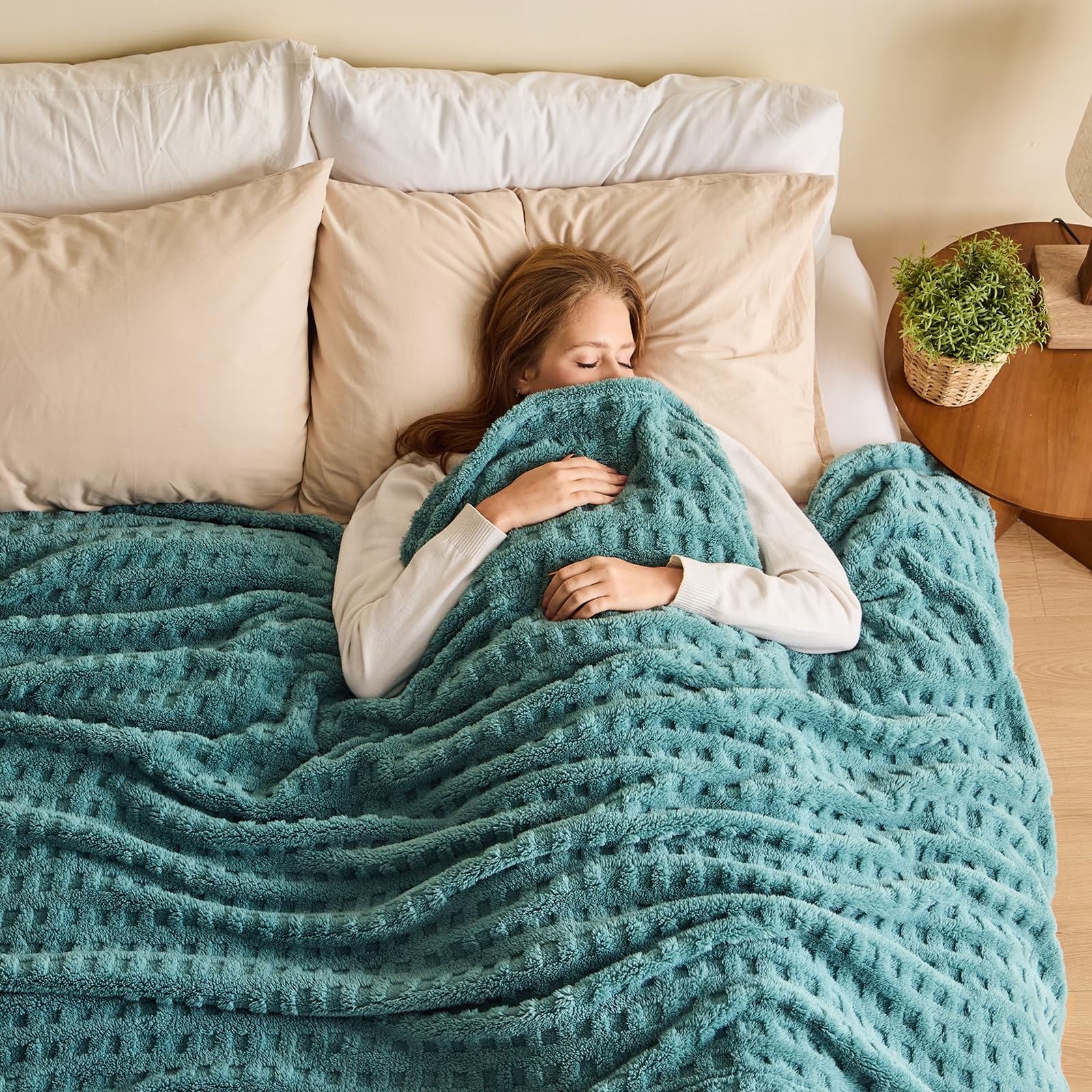 Newcosplay Super Soft King Blanket Teal Premium Silky Flannel Fleece 3D Waffle Checkered Lightweight Bed Blanket All Season Use