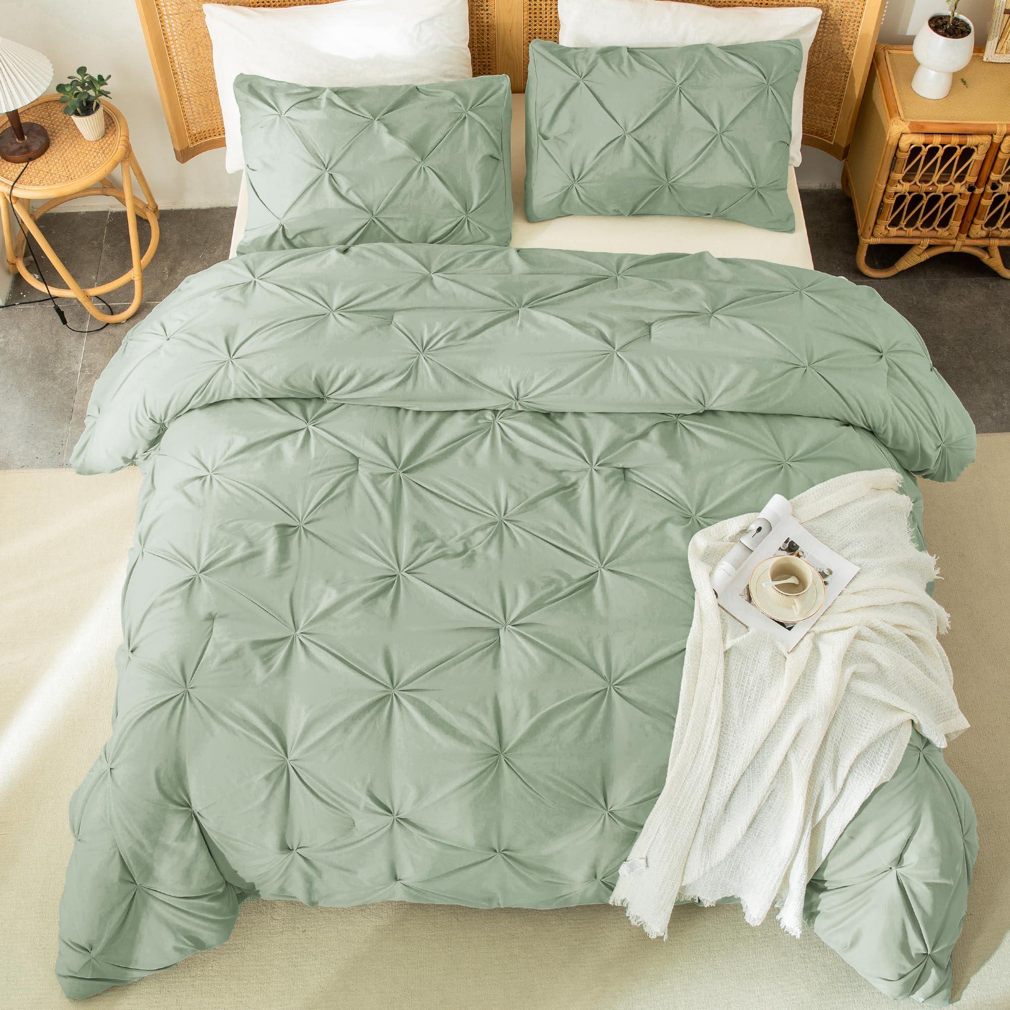 Andency Sage Green Comforter Twin(66X90Inch), 2 Pieces(1 Pintuck Comforter, 1 Pillowcase) Microfiber Pinch Pleat Comforter Set Twin Size, Lightweight And Soft Bedding Comforter Set
