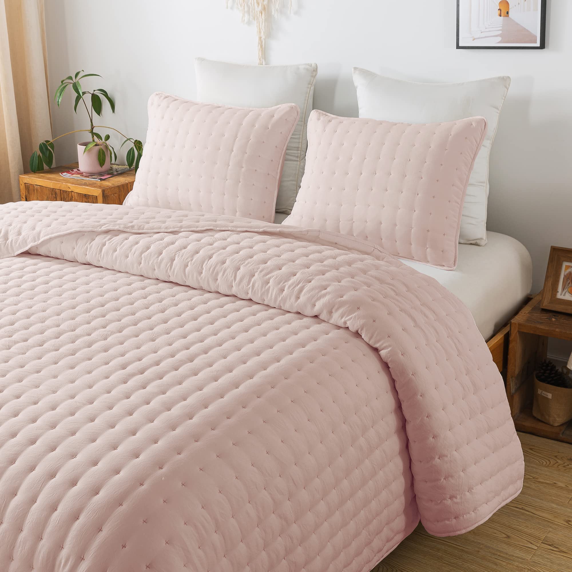 Wdcozy Pink Oversized California King Size Quilt Bedding Sets With Pillow Shams, Cal King Lightweight Soft Bedspread Coverlet, Q