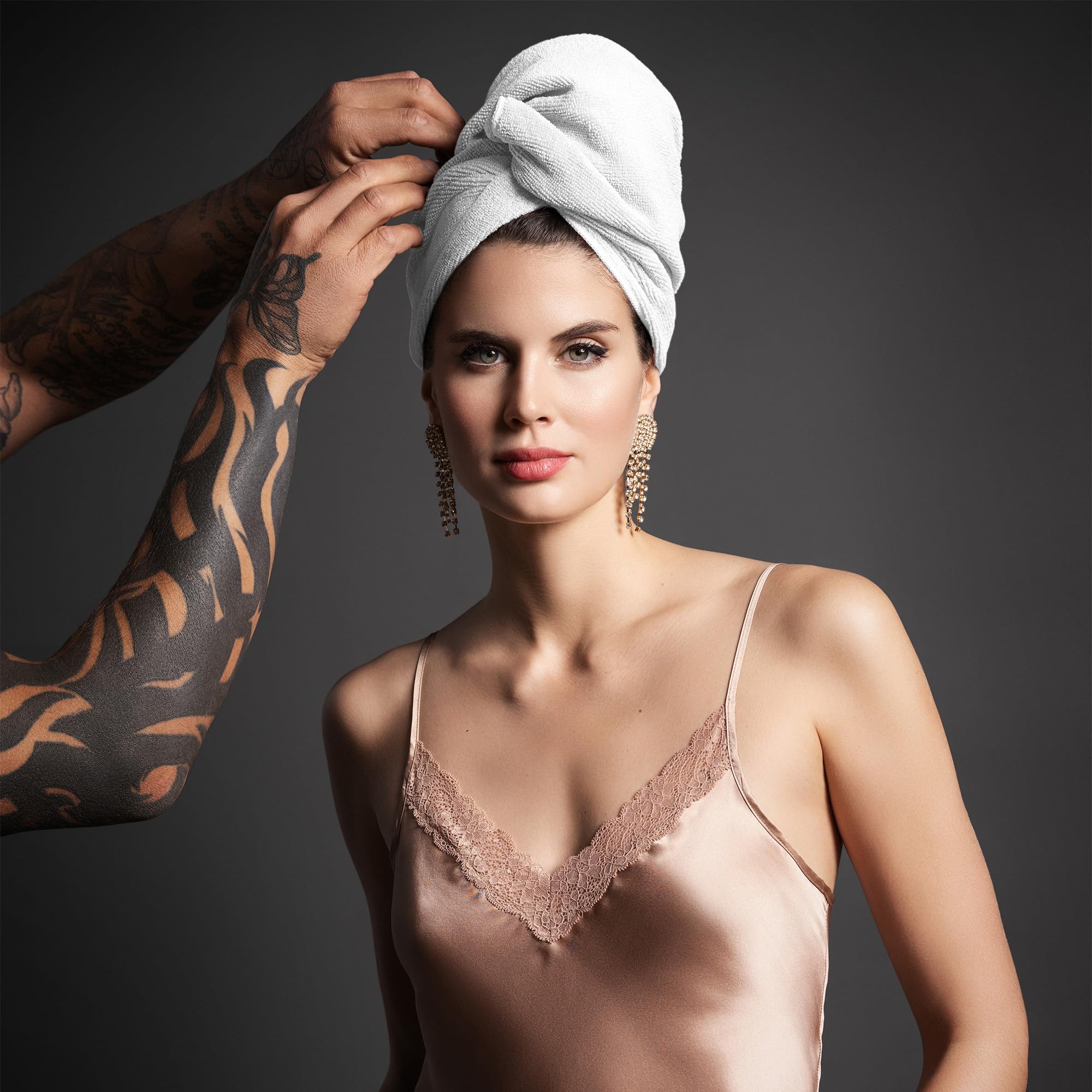 Fromm Softees Microfiber Salon Hair Towels For Hairstylists, Barbers, Spa, Gym In White, 16' By 29', 10 Count Perfect Hair Car