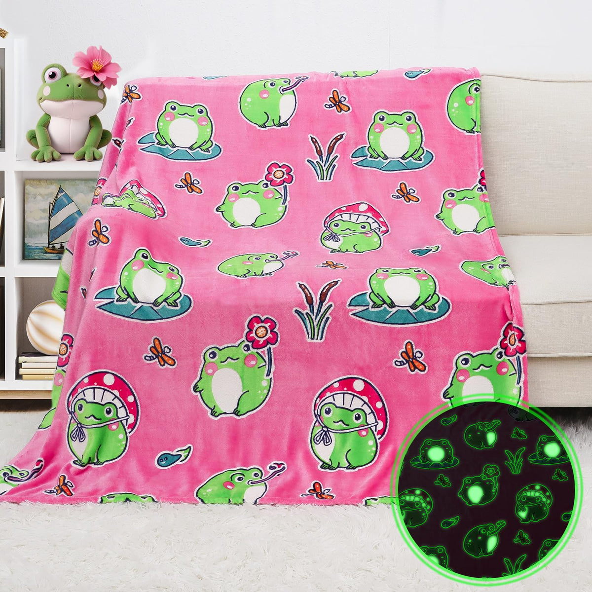 KIVEE Cute Frog Blanket Glow in The Dark Blanket Frog Gifts for Kids Girls Frog Decor 40''x50''
