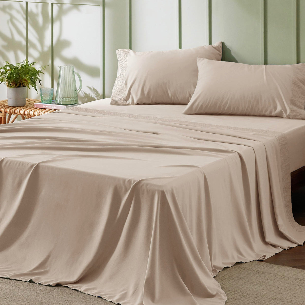 Bedsure Queen Sheet Set - Soft Sheets For Queen Size Bed, 4 Pieces Hotel Luxury Light Khaki Queen Sheets, Easy Care Polyester Mi
