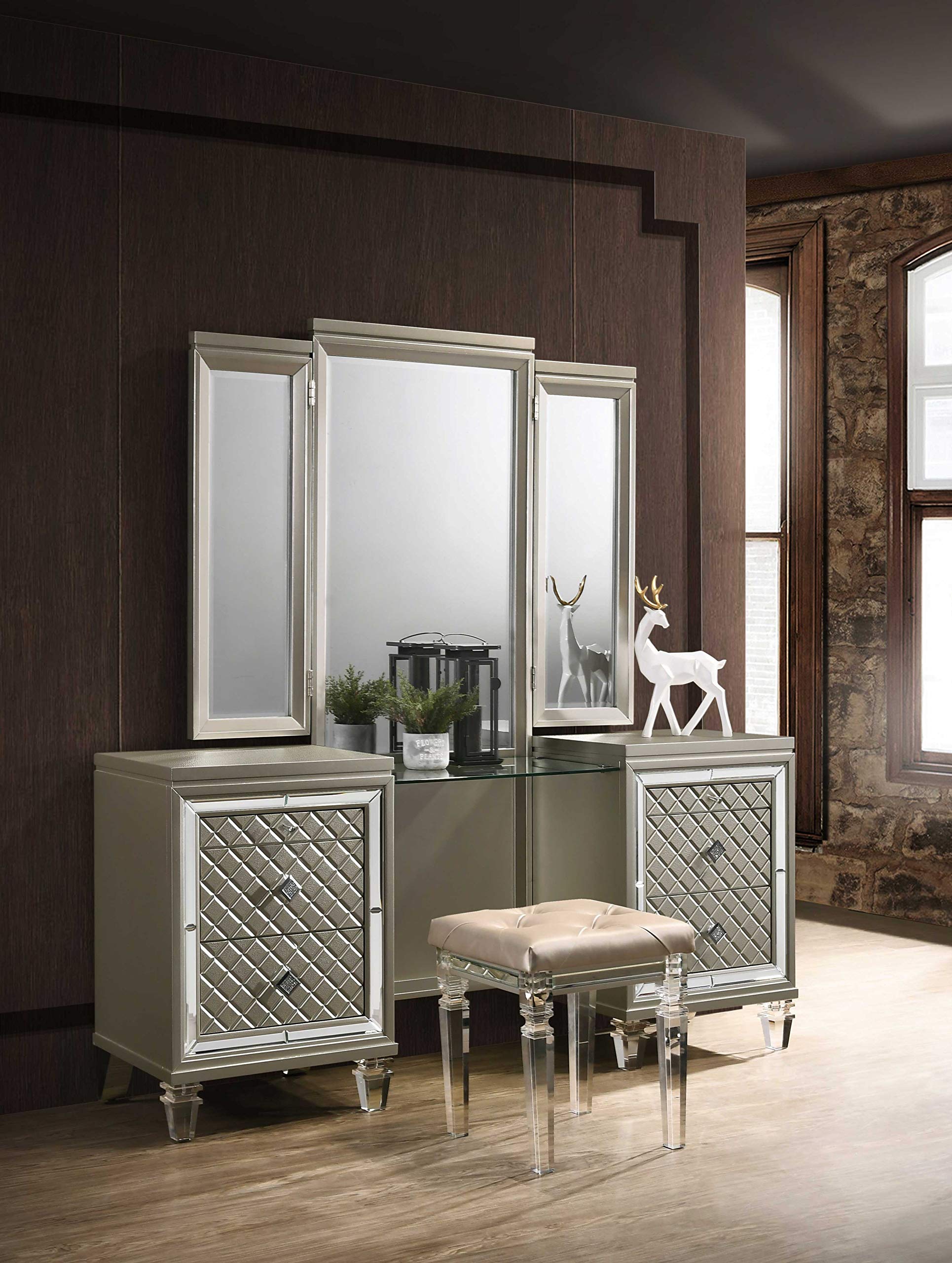 Best Quality Furniture Venetian 4Pc (California King Bed, Vanity Set And Nightstand), Champagne