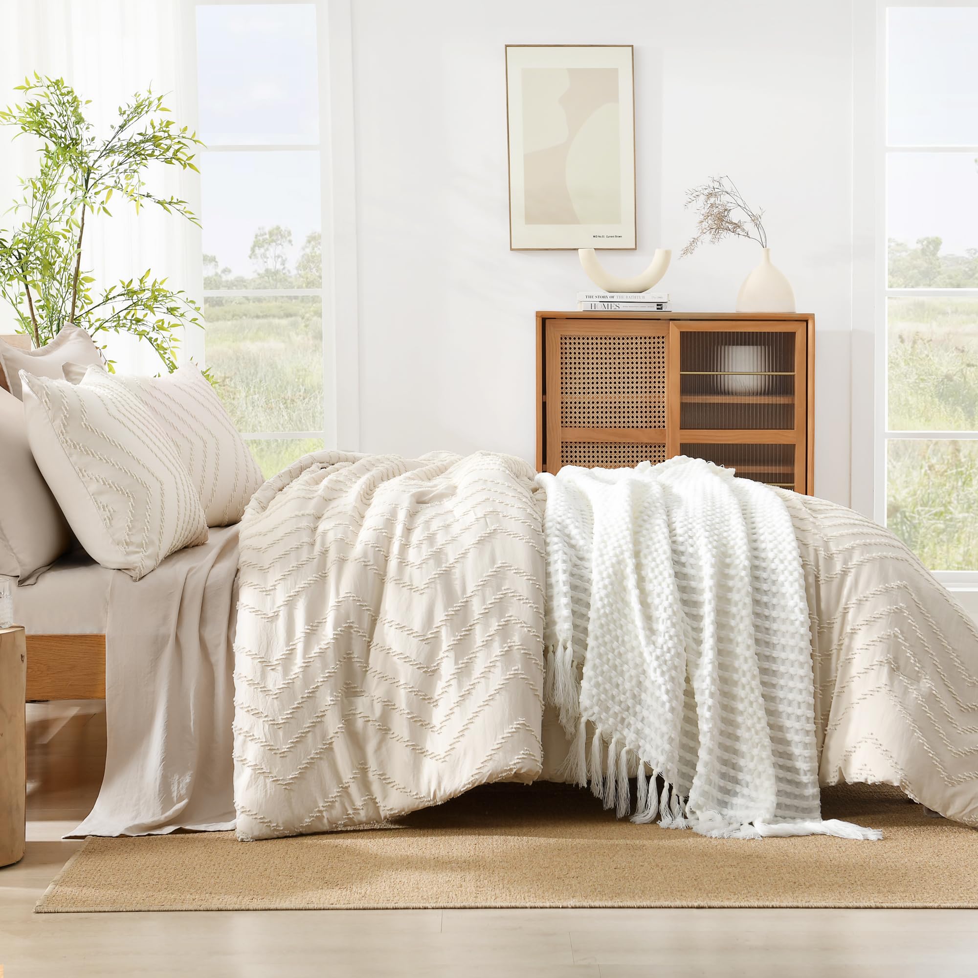 Litanika Beige Comforter Set Twin/Twin Xl Size, 2 Pieces Boho Chevron Tufted Bedding Comforter Set, All Season Bed Set (66X90In