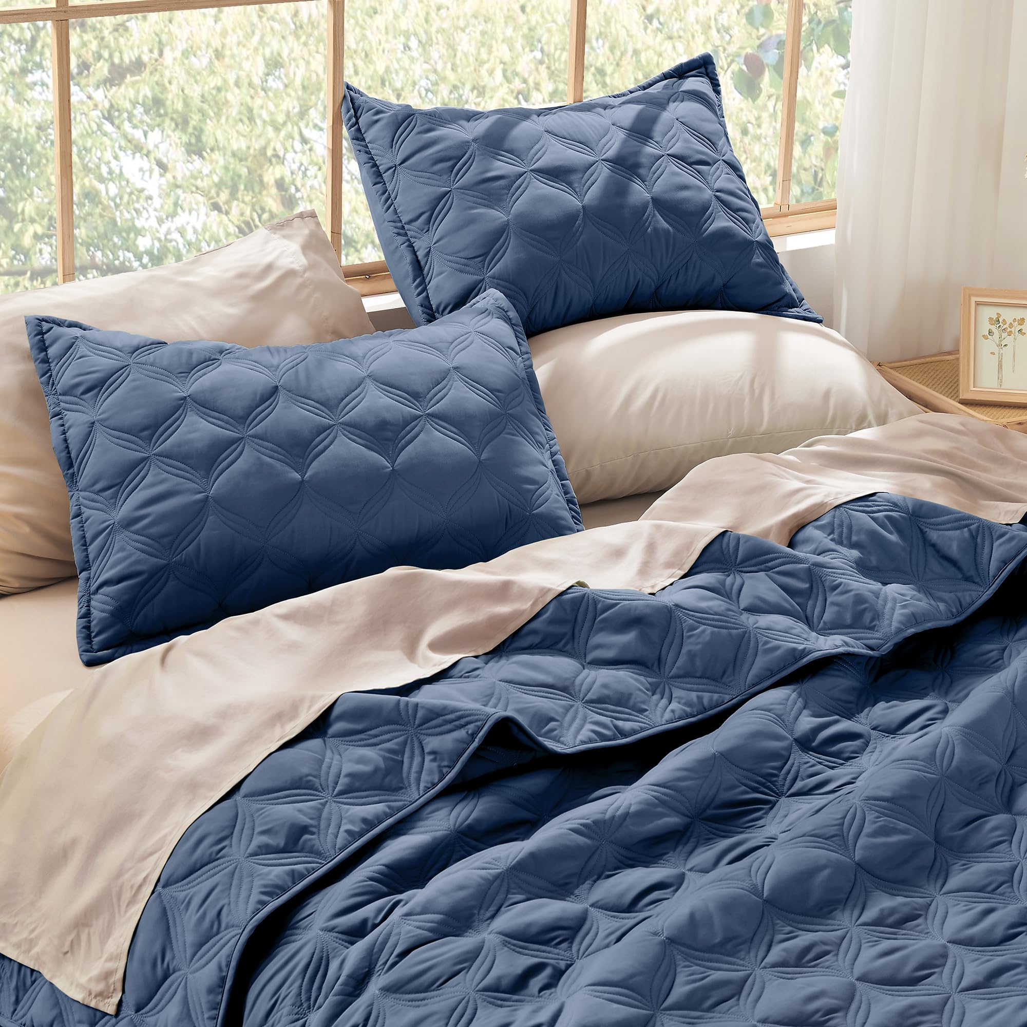 Litanika Queen Quilt Bedding Set, Ocean Blue Summer Lightweight Soft Comforter Bedspreads & Coverlets, Boho Farmhouse Bedding Co