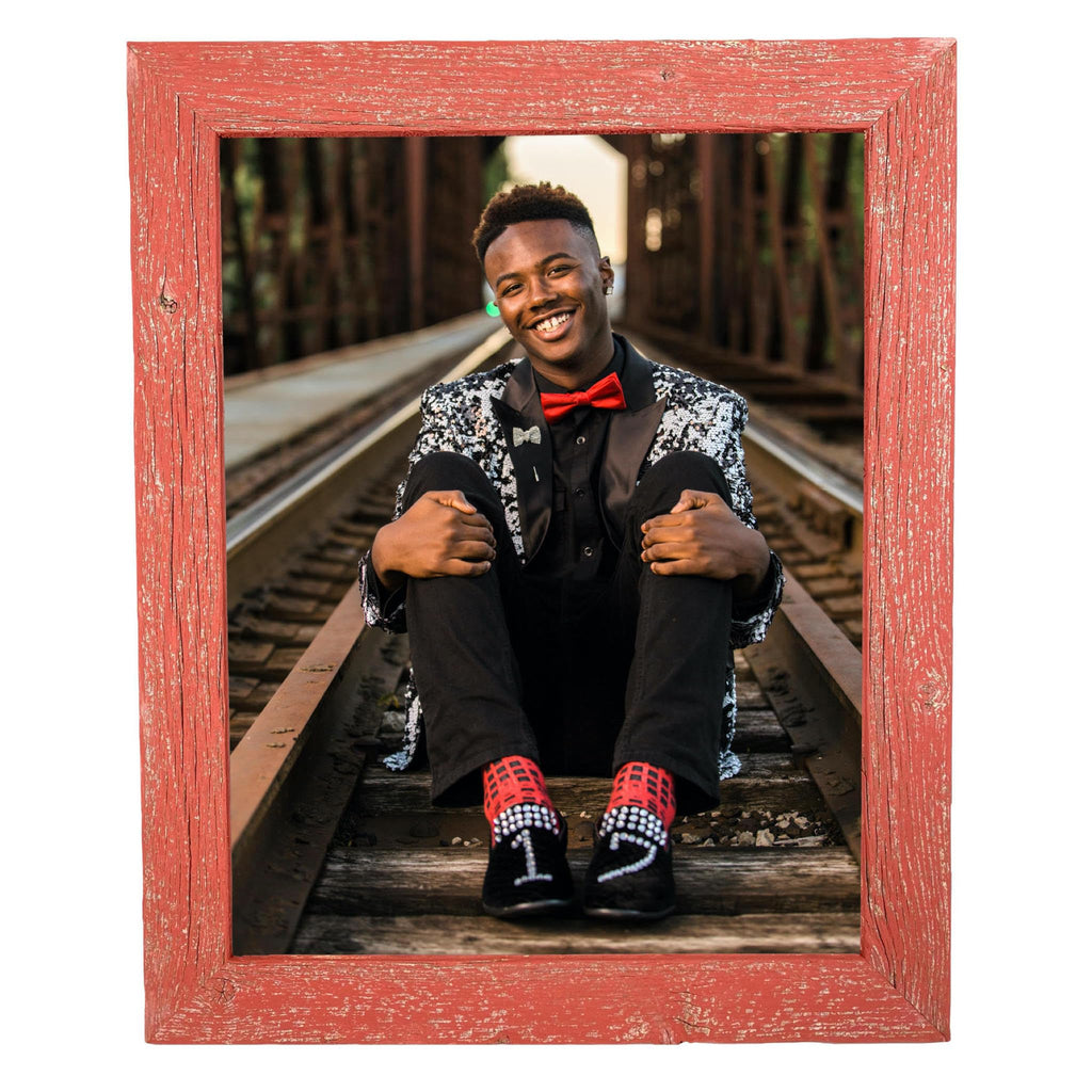 Barnwoodusa | Farmhouse 2.5X3.5 Picture Frame | 1 1/2 Inch Molding | 100% Reclaimed Wood | Rustic | Rustic Red