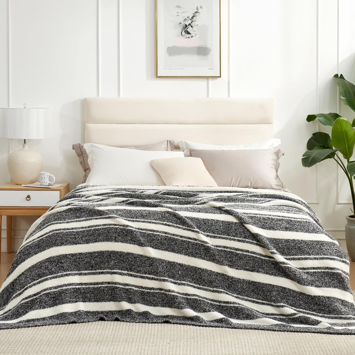 Snuggle Sac Queen Size Bed Blanket Stripe Black, Super Soft Warm Bedding Blankets Cozy Knit Fuzzy Plush Blankets For Bed, Living