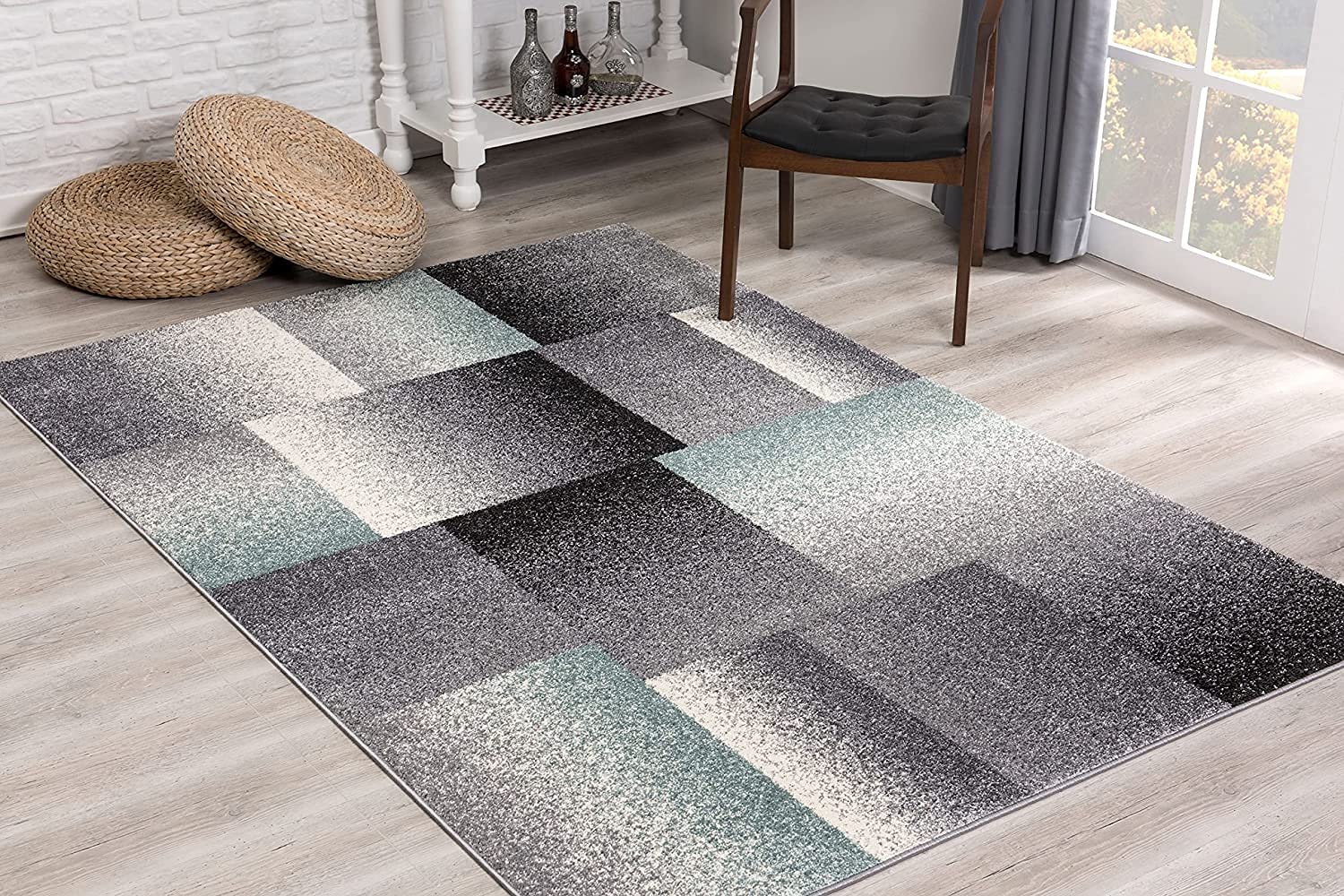 HomeRoots Grey 100% Twisted Polyester 7' x 9â€ Gray Modern Geometric Area Rug