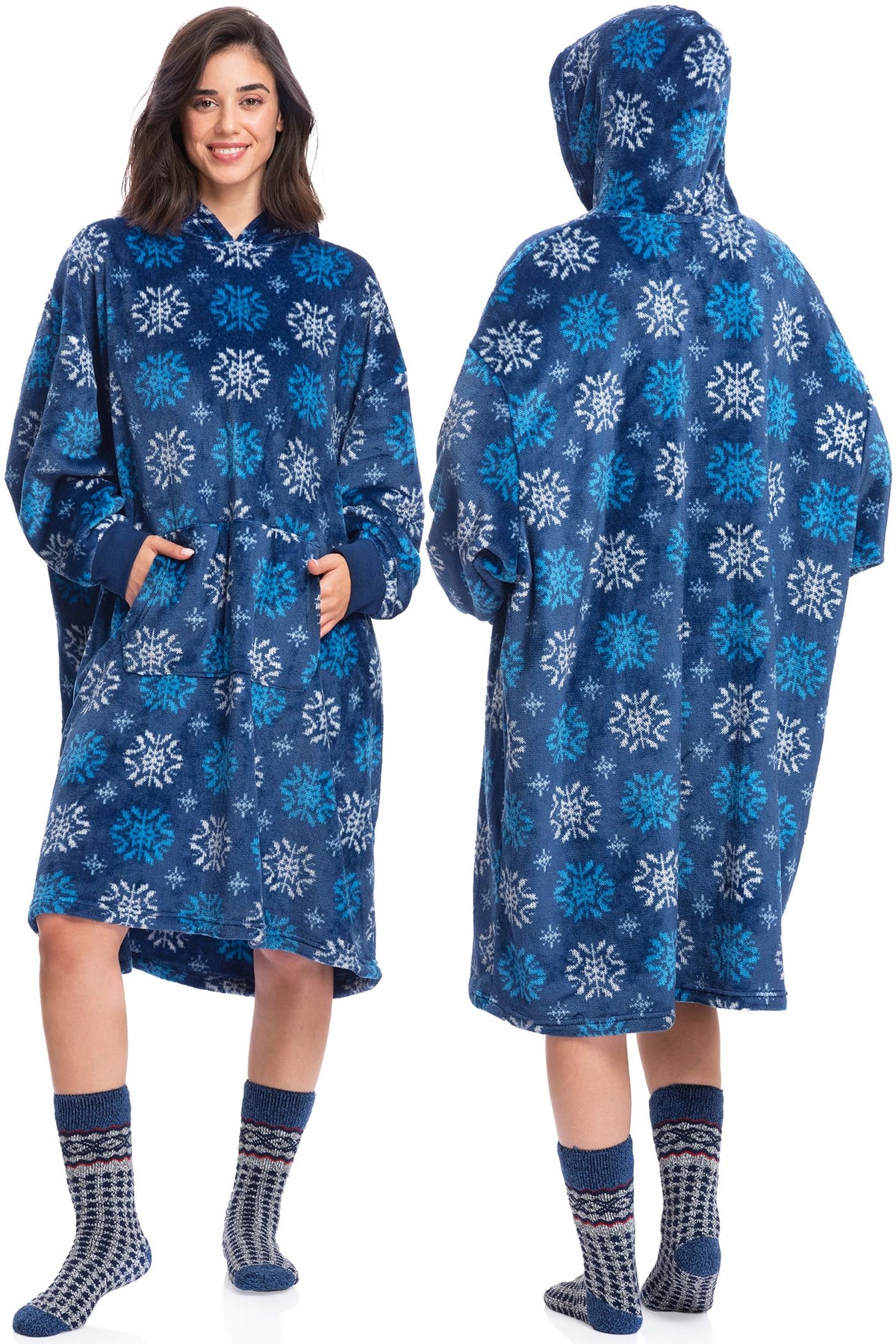 Mad Dog Wearable Fleece Blanket Hoodie, Christmas Matching Family Sets With Long Sleeves For Adults Girls & Boys Xmas Poncho, Wo