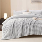 Andency Queen Comforter Set, Fluffy Super Soft Light Grey Comforter For Queen Size Bed, Winter Warm Fleece Faux Fur Bedding Set,
