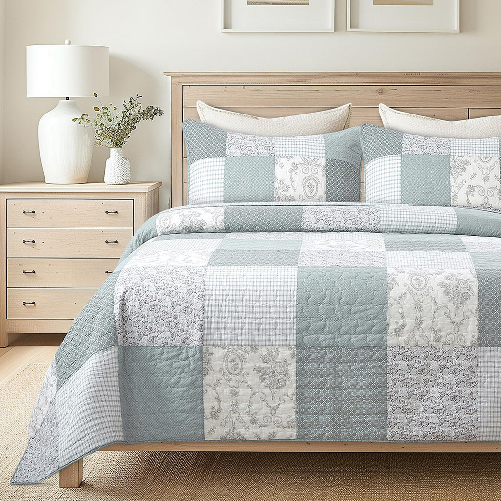 Soul & Lane Memory Lane 3-Piece Cotton Quilt Set - King Size With 2 Shams, Sage Green Patchwork Quilted Comforter, Lightweight C