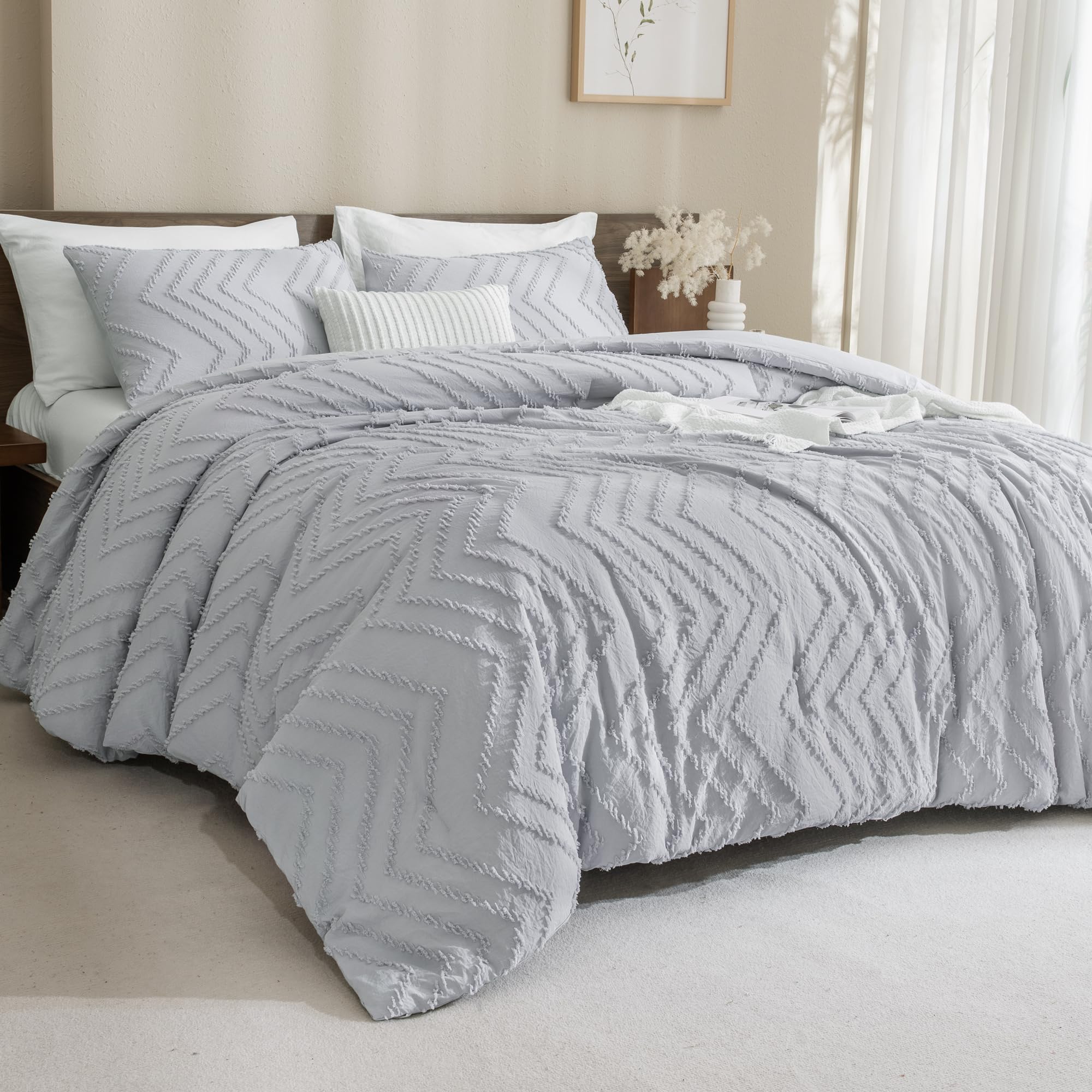 Andency King Comforter Silver Grey, Boho Grey Soft Warm Bedding Comforter Sets For King Size Bed Set, 3 Pieces Gray Cute Chevron Tufted Aesthetic Microfiber Lightweight Comforter Set