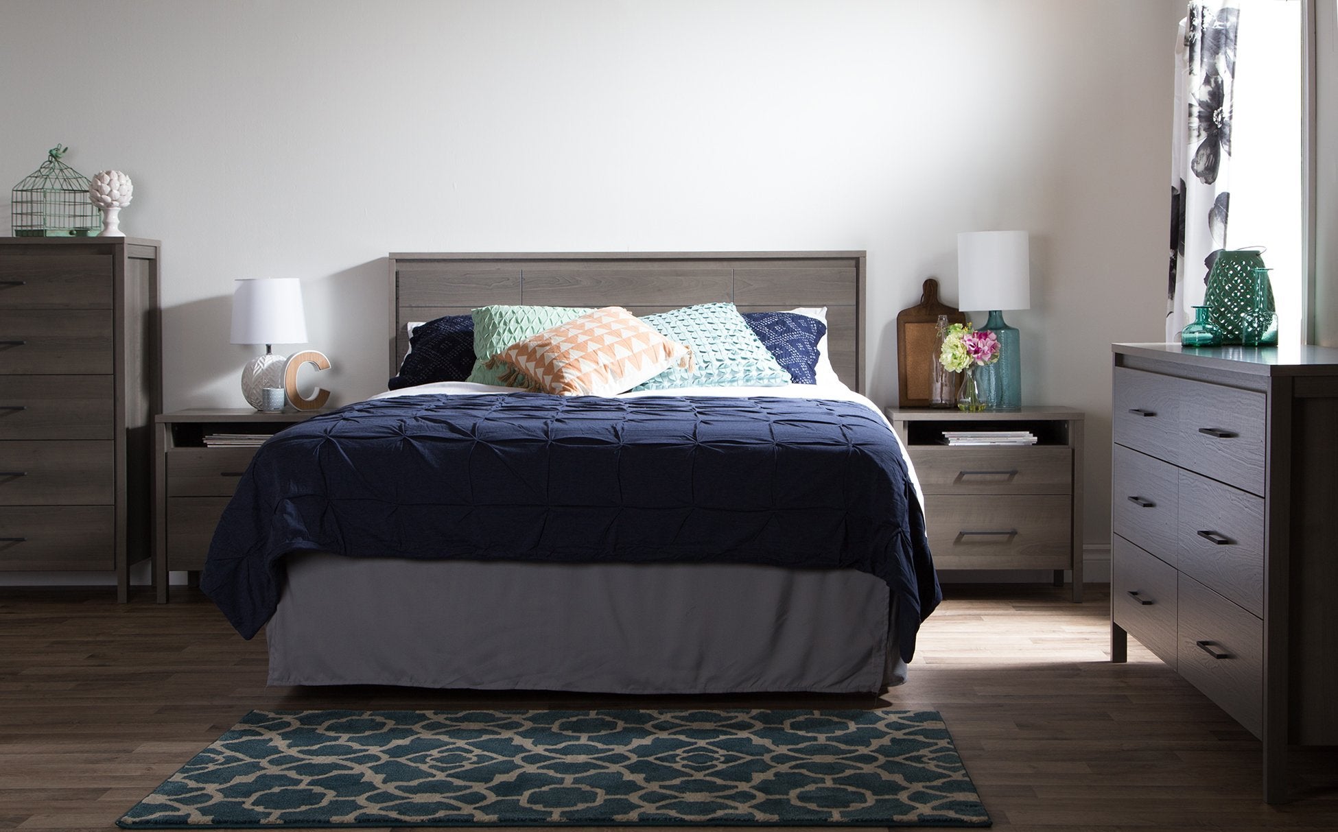 South Shore Gravity Nightstand, Gray Maple