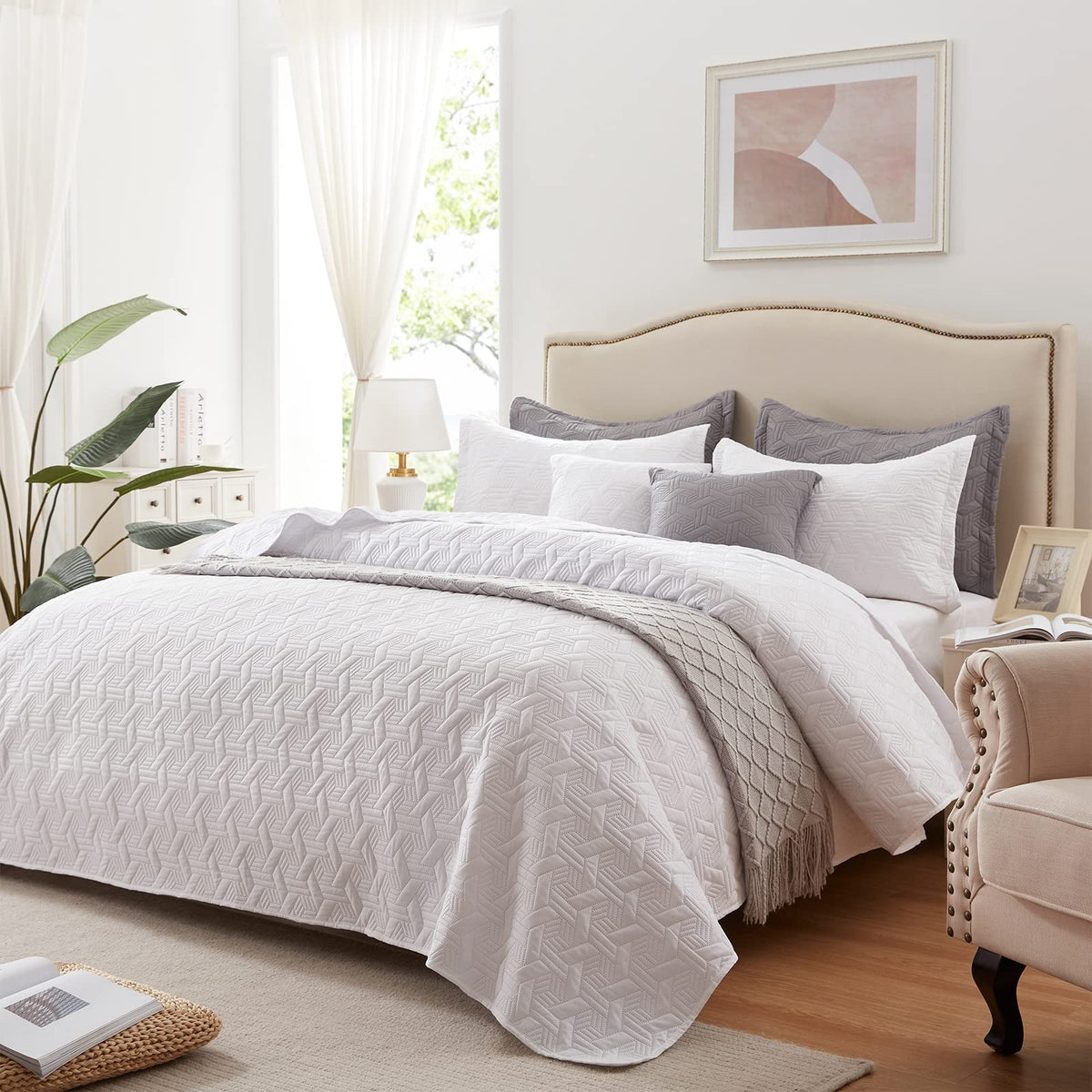 Leaonme Full/Queen Quilt Bedding Set 3 Pieces, Lightweight White Bedspread-90''X98'', Soft Microfiber Summer Quilt/Coverlet, Lux