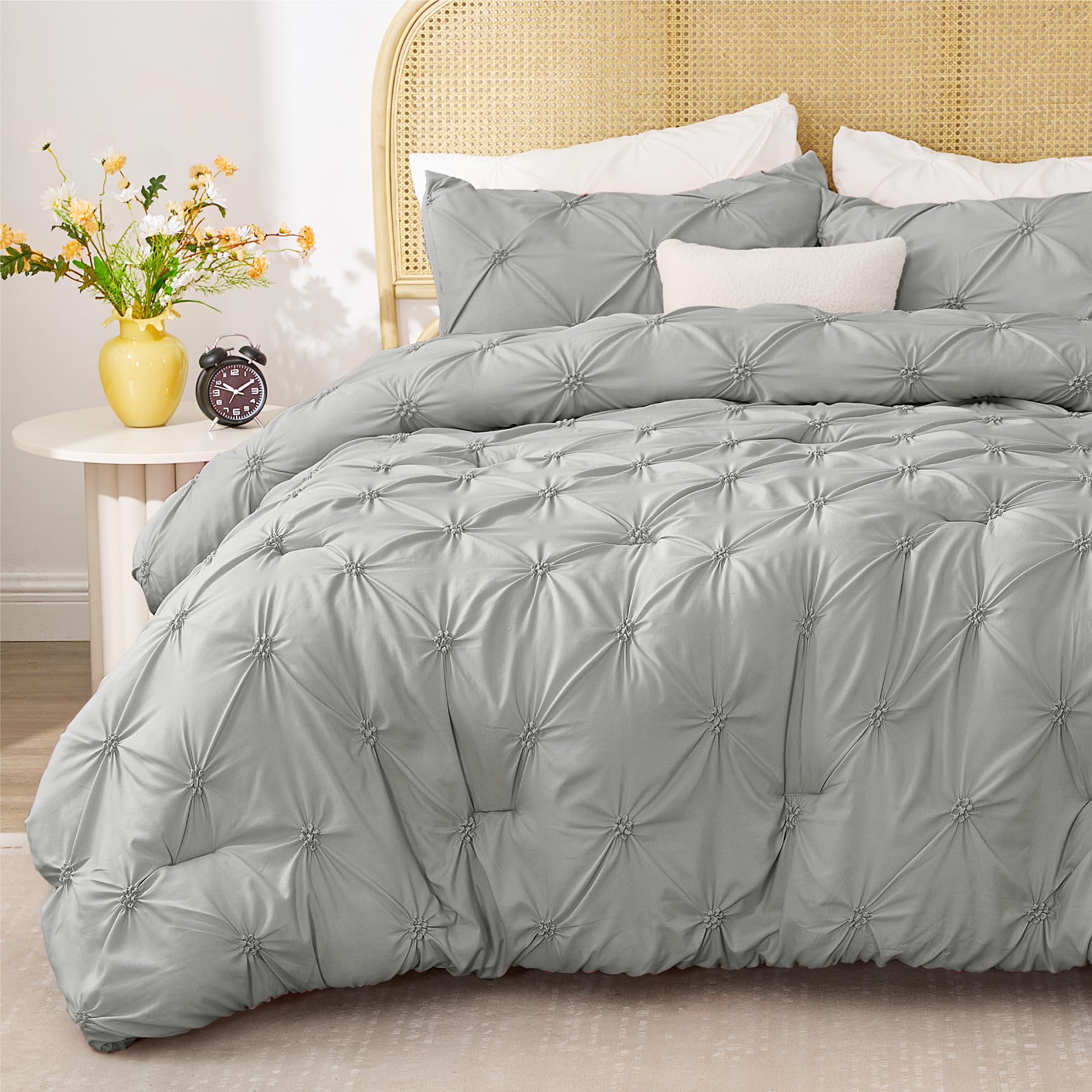 Bedelite Grey Twin Comforter Set For Girls - 2 Peices Boho Pintuck Bedding Comforter Sets, Lightweight Soft & Warm Twin Bedding