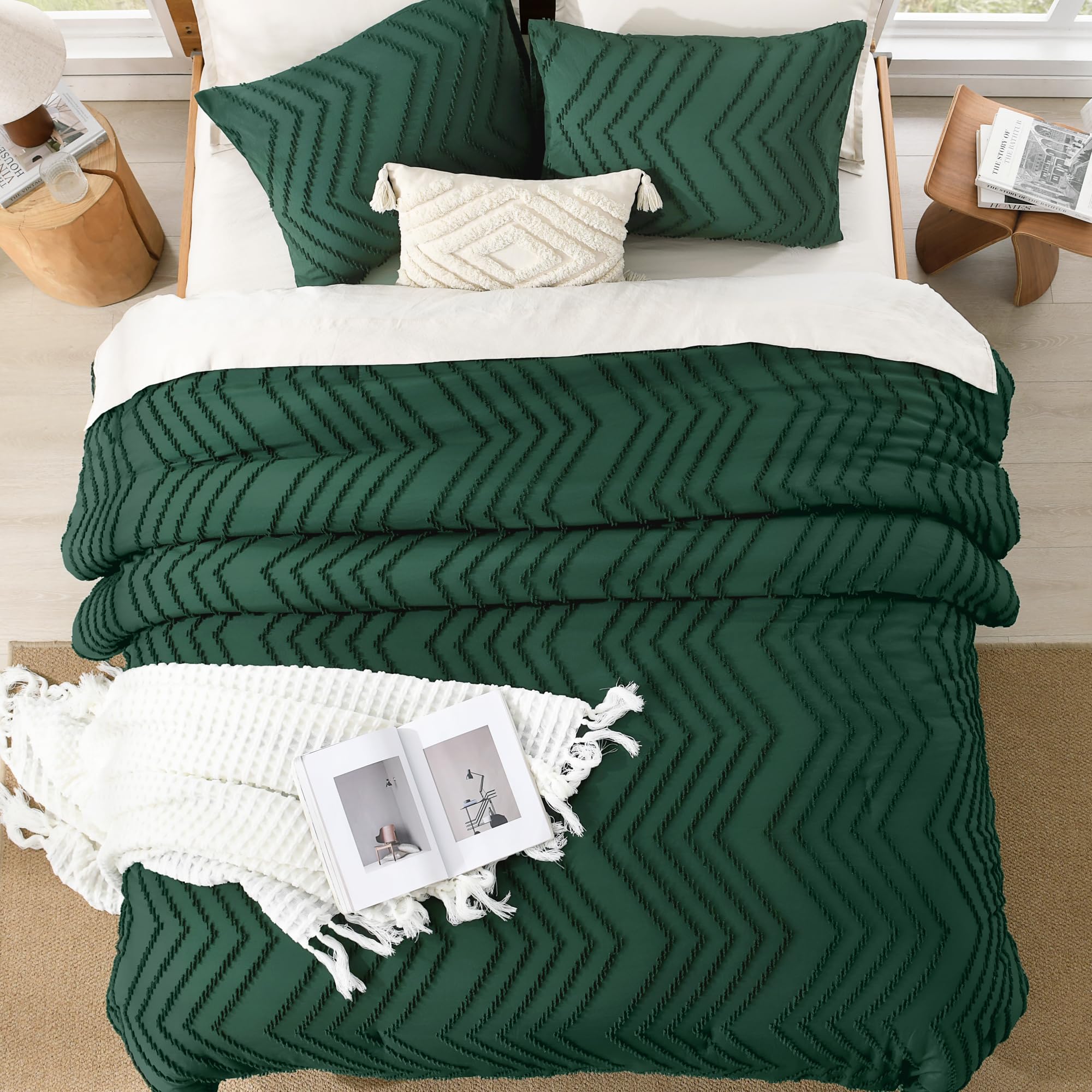 Litanika Comforters Queen Size Dark Emerald Green, 3 Pieces Lightweight Chevron Tufted Bedding Comforter Set, Fluffy Winter Down