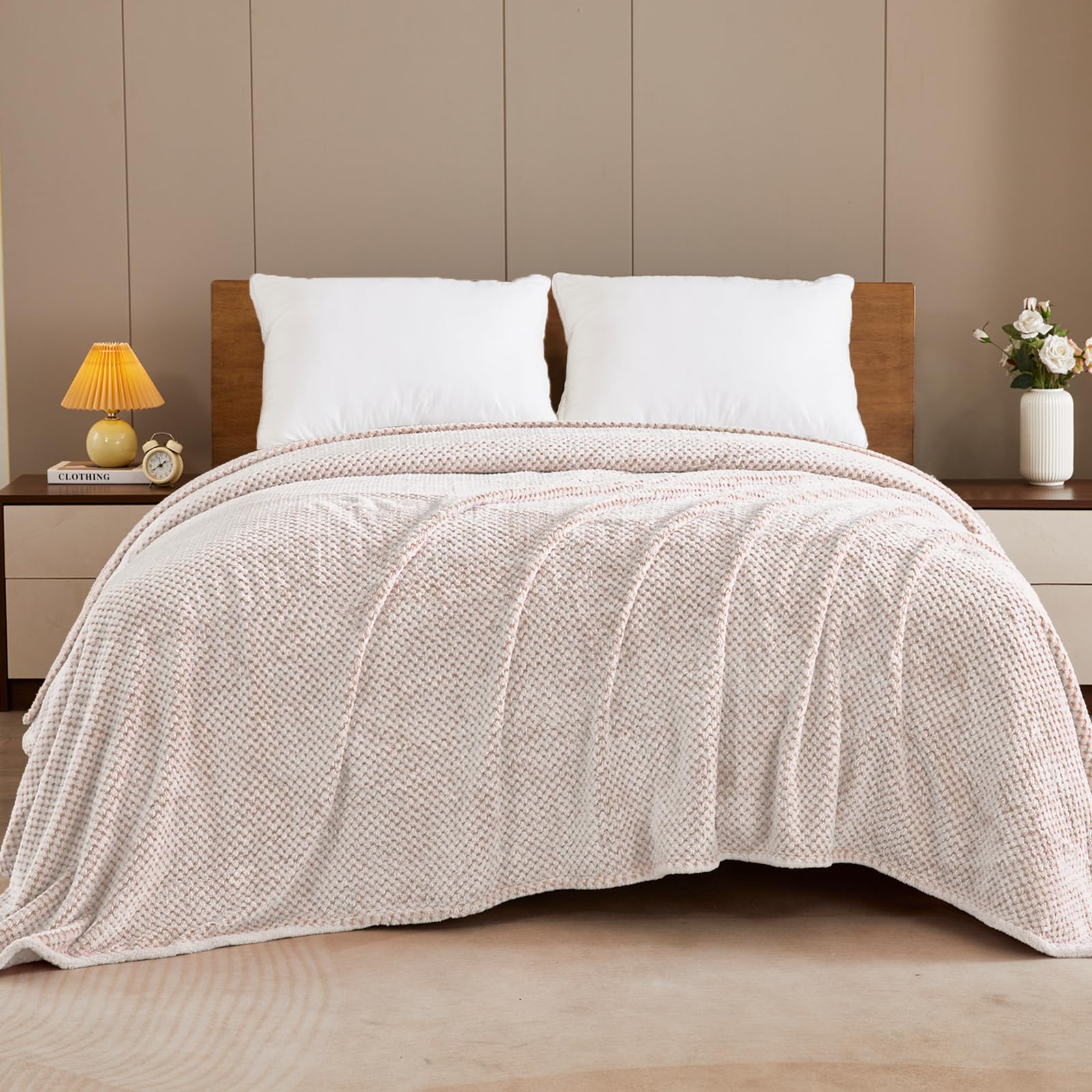 Exclusivo Mezcla Waffle Textured Soft Fleece Blanket, Queen Size Bed Blanket, Cozy Warm And Lightweight (Mixed Camel, 90X90 Inch