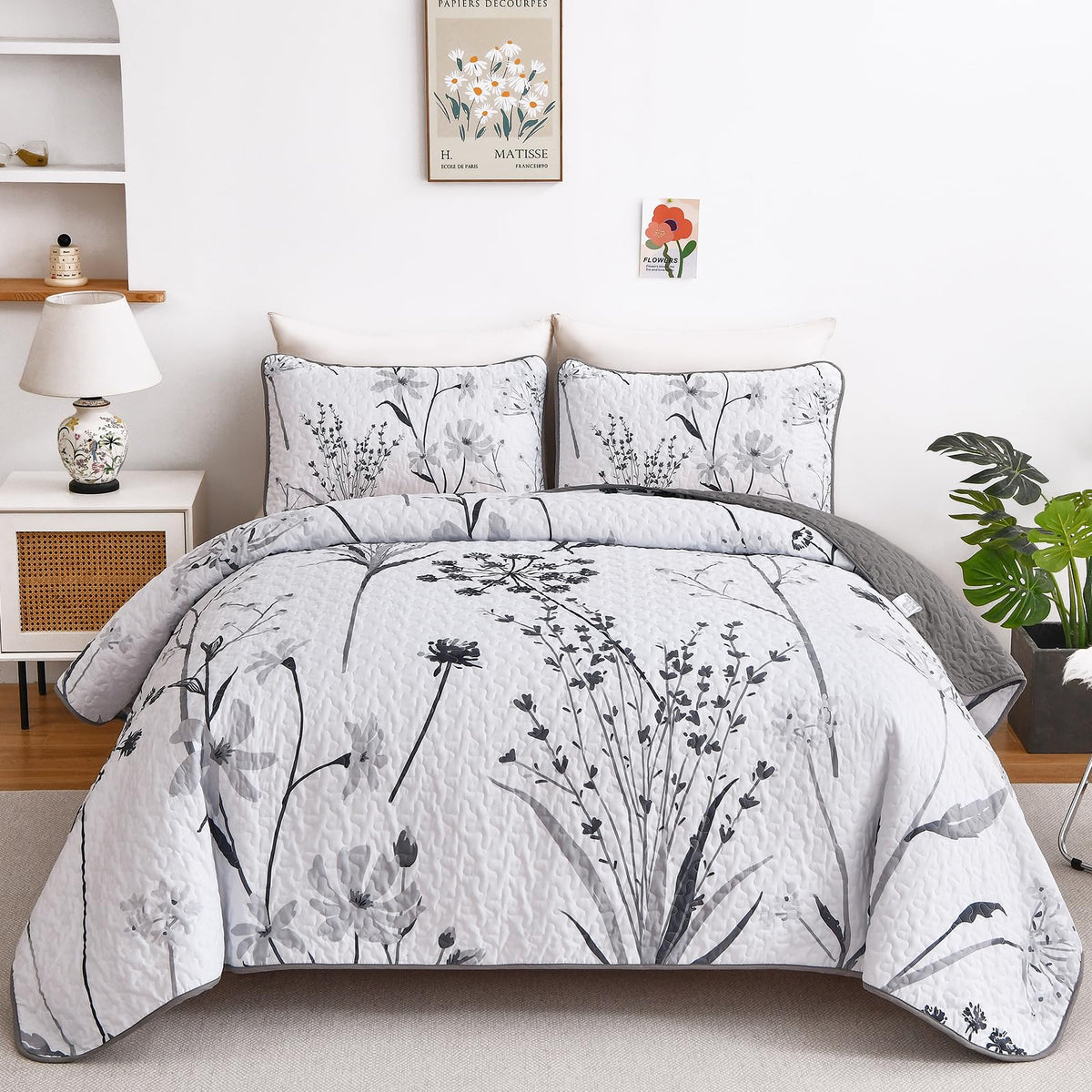 Dobuyly Floral Quilt Queen Size Set, Grey And White Botanical Queen Quilt Bedding Set 3 Pieces Soft Lightweight Microfiber Bedsp