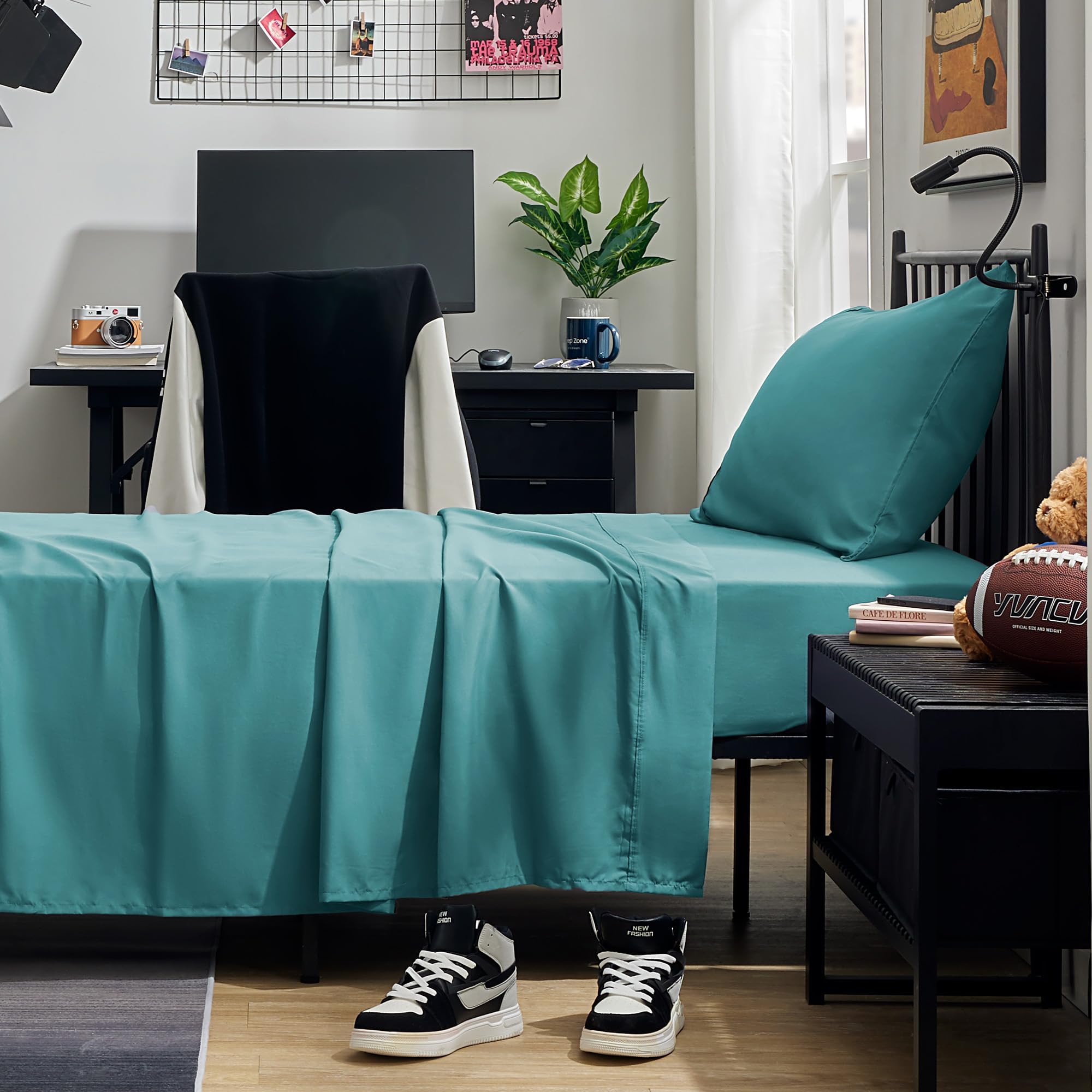 Sleep Zone Nanotex Super Soft Cooling Twin Bed Sheets Set For Kids 3 Piece - Easy Care Fitted Flat Sheet & Pillowcase Sets - Wrinkle Free, Fade Resistant, Deep Pocket 16' (Teal, Twin)