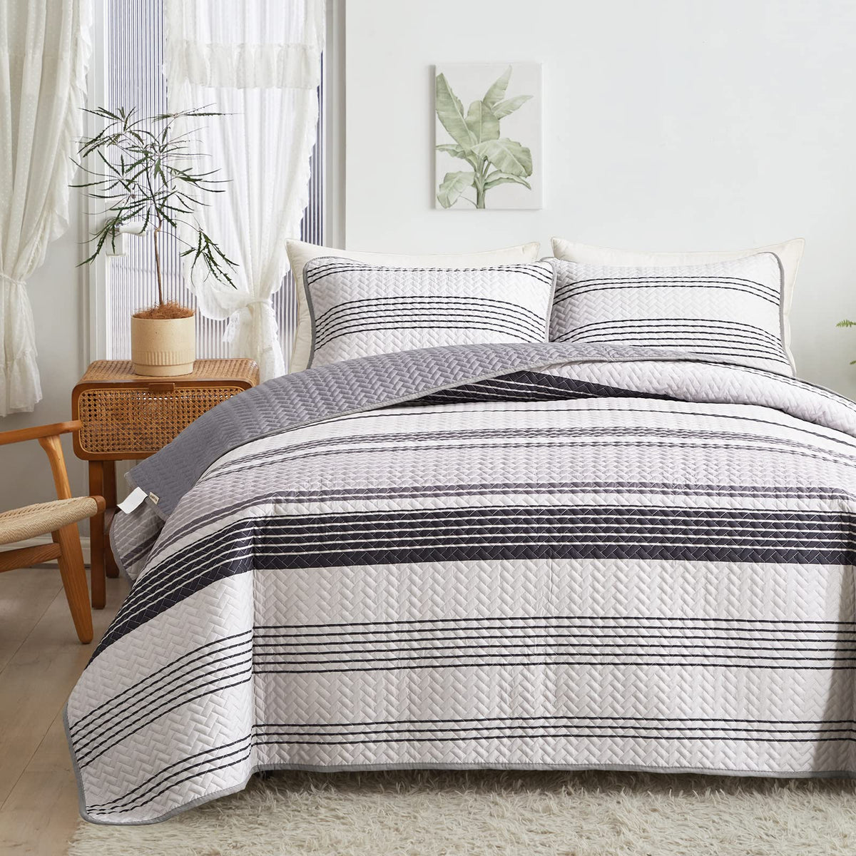 Flysheep Grey Boho Quilt Set Full Queen Size, 3 Pcs Gray Black and Navy Striped Bedspread, Soft Microfiber Modern Coverlet for A