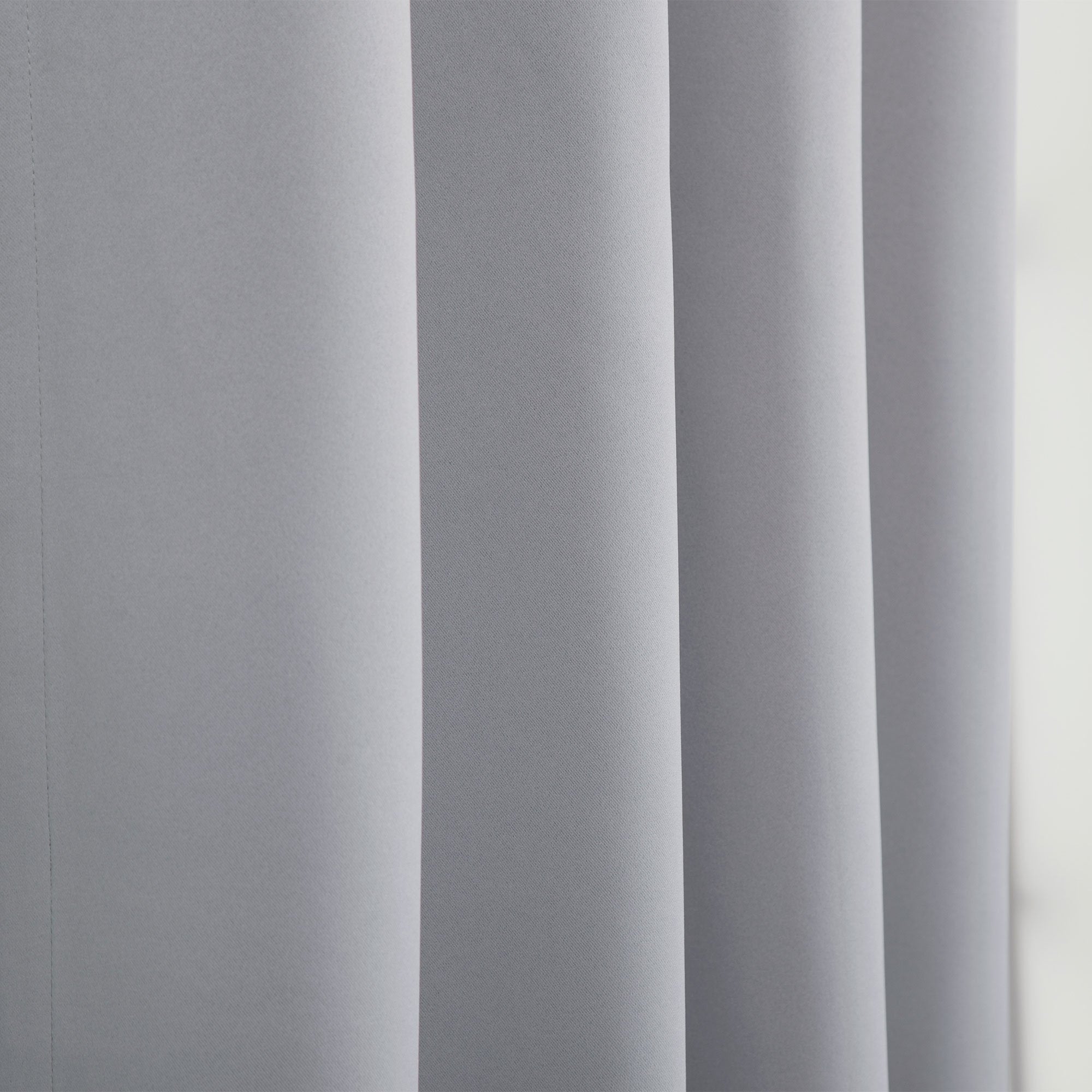 Best Home Fashion Basic Thermal Insulated Blackout Curtains - Antique Bronze Grommet Top - Grey - 52'' W X 96'' L (Set Of 2 Pane