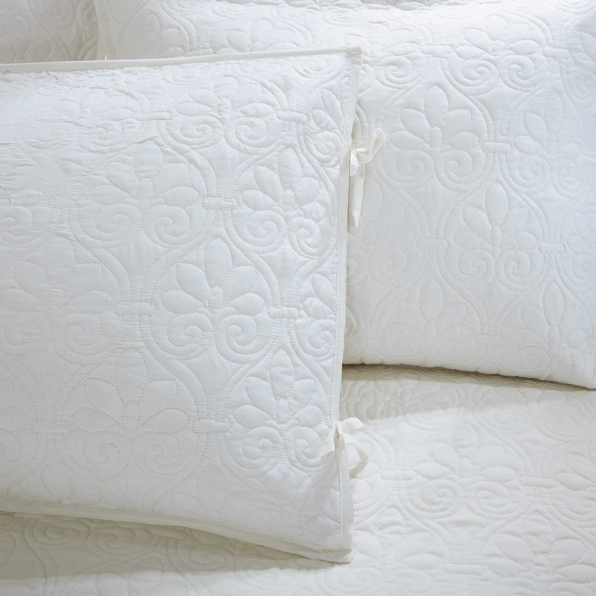 Madison Park Cotton Daybed Cover Set-Double Sided Quilting Classic Cottage Design All Season Bedding With Bedskirt, Matching Shams, Decorative Pillow, 75'X39', Quebec White 6 Piece